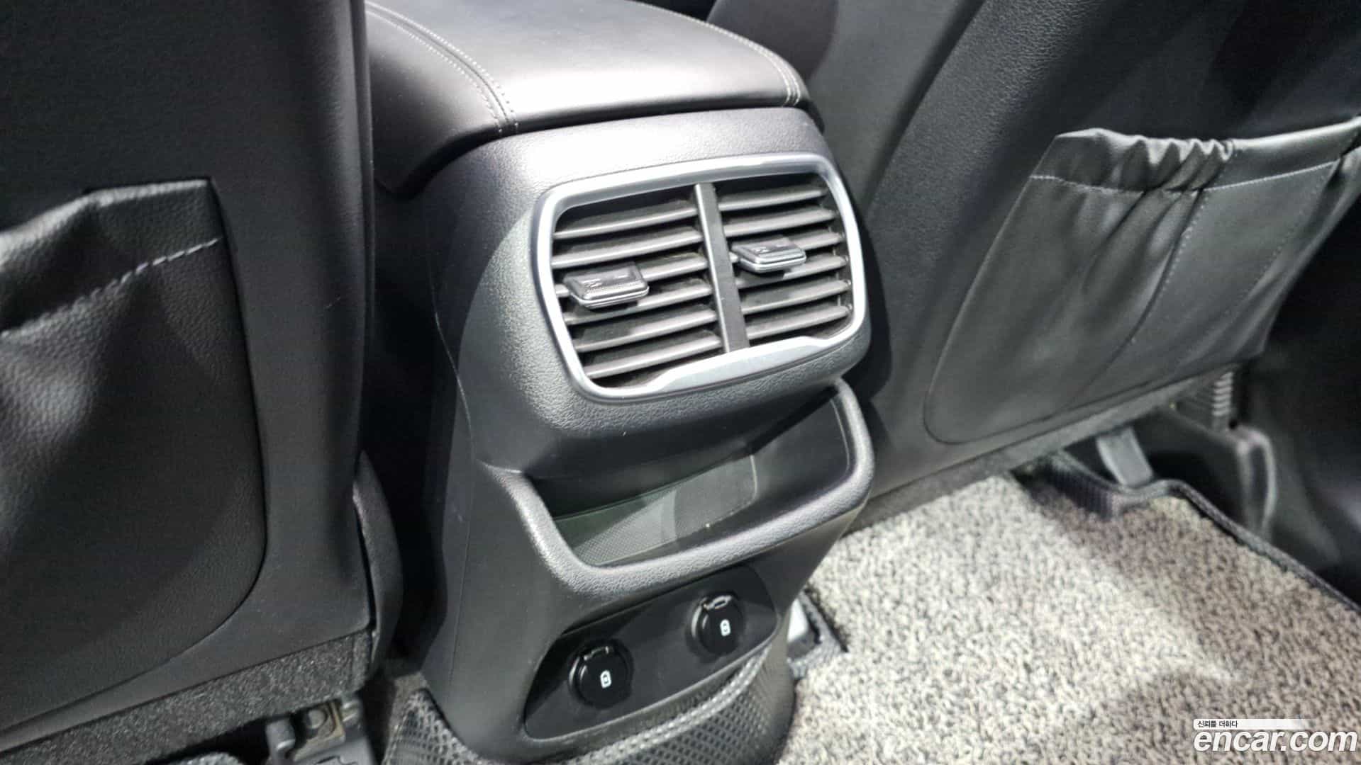 Santafe Hyundai 2018.6-OPTION-044