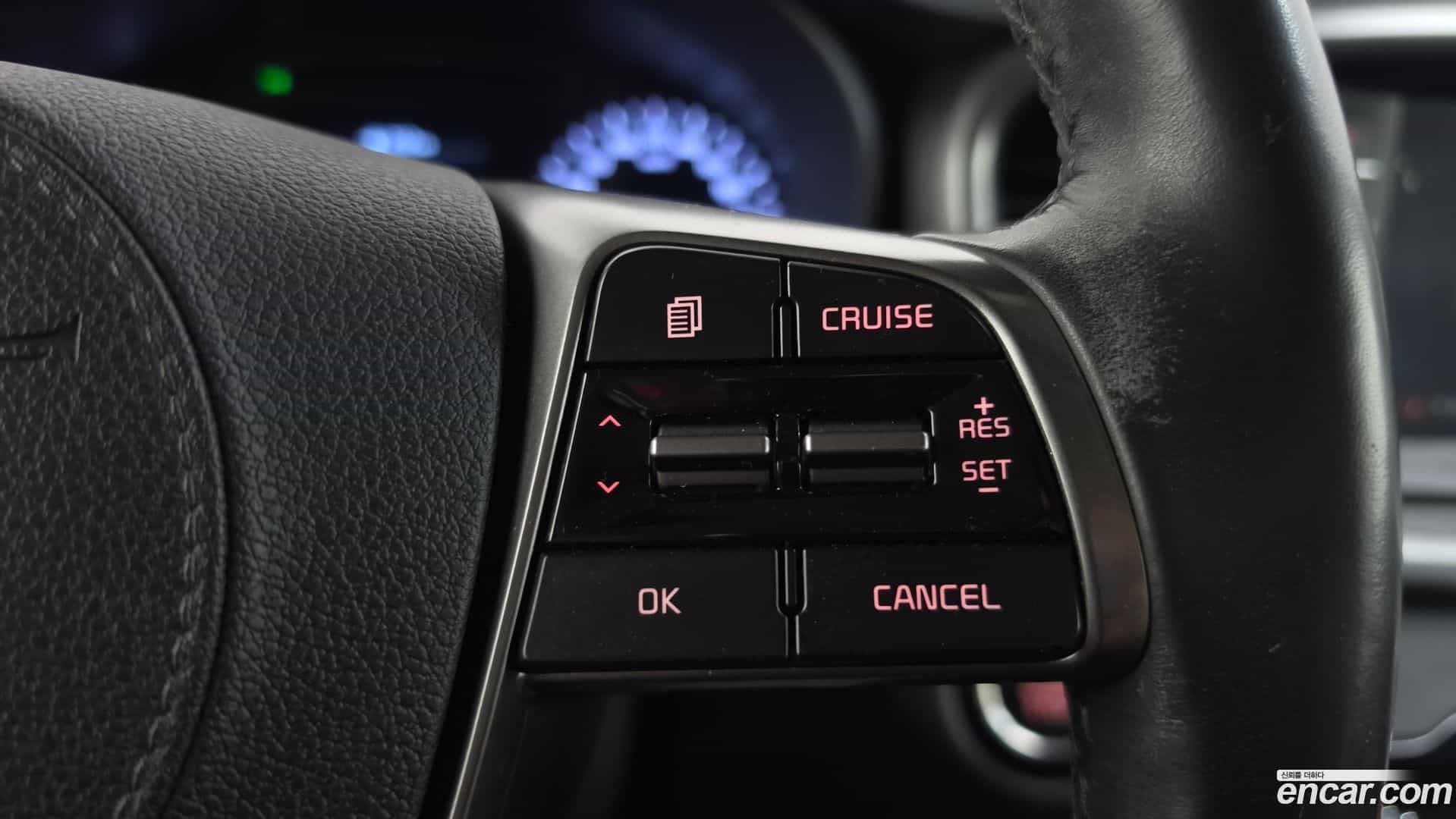 Sorento Kia 2017.8-OPTION-022