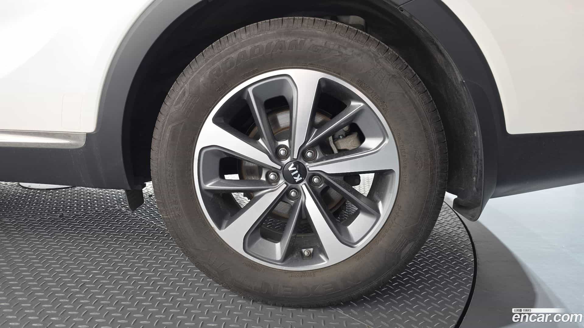 Sorento Kia 2017.8-OUTER-031