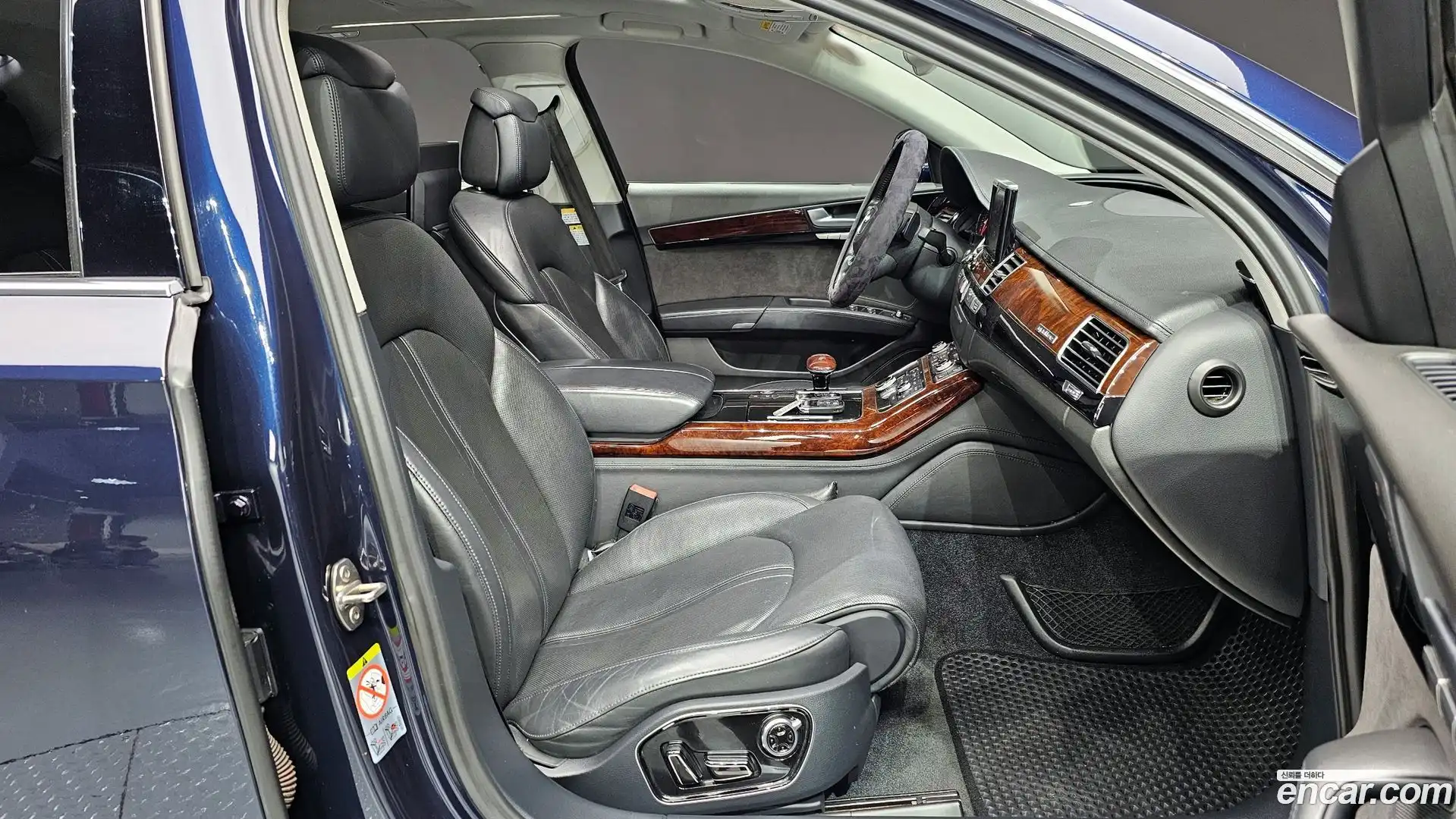 A8 Audi 2011.8-OPTION-016