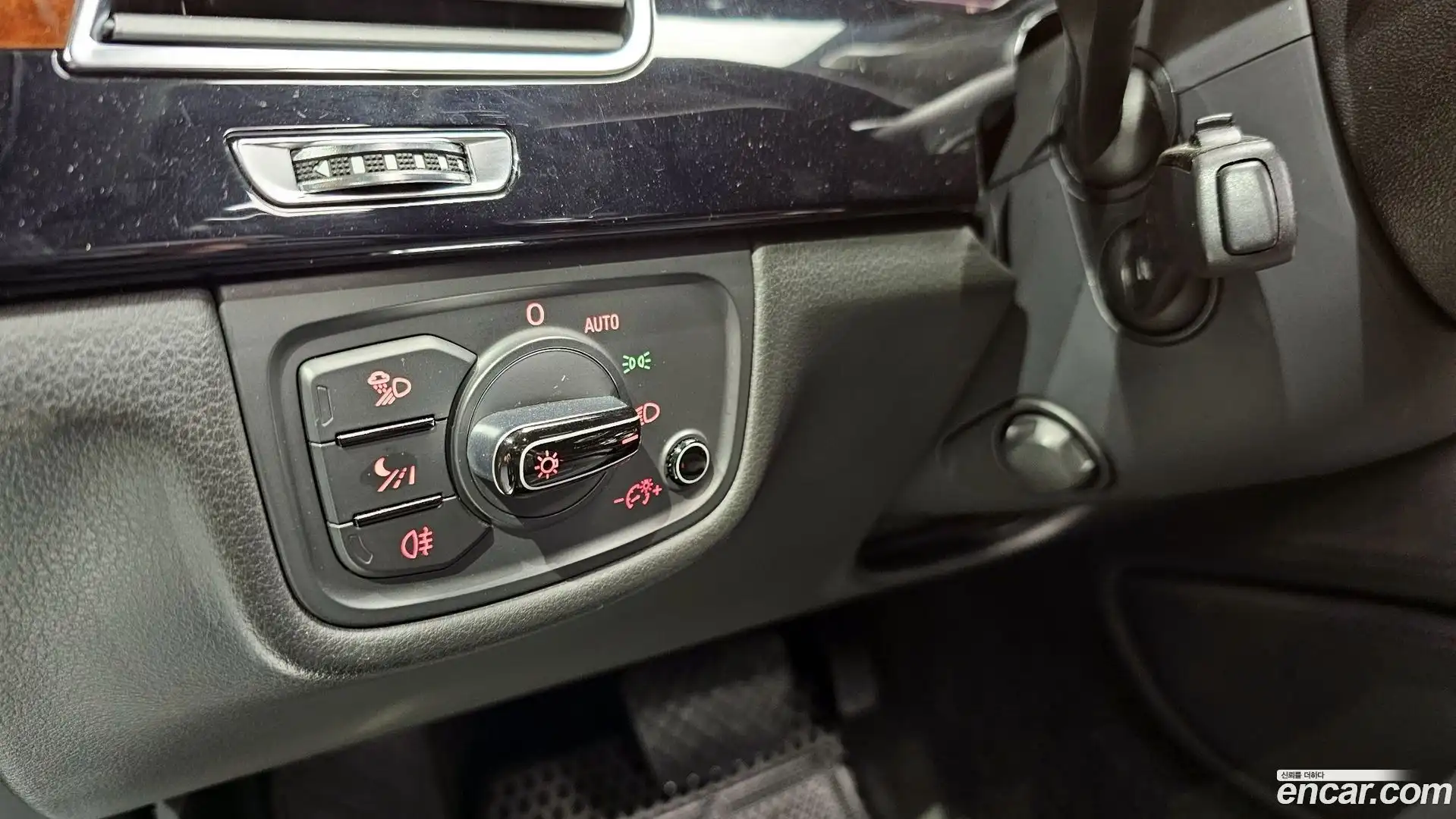 A8 Audi 2011.8-OPTION-023