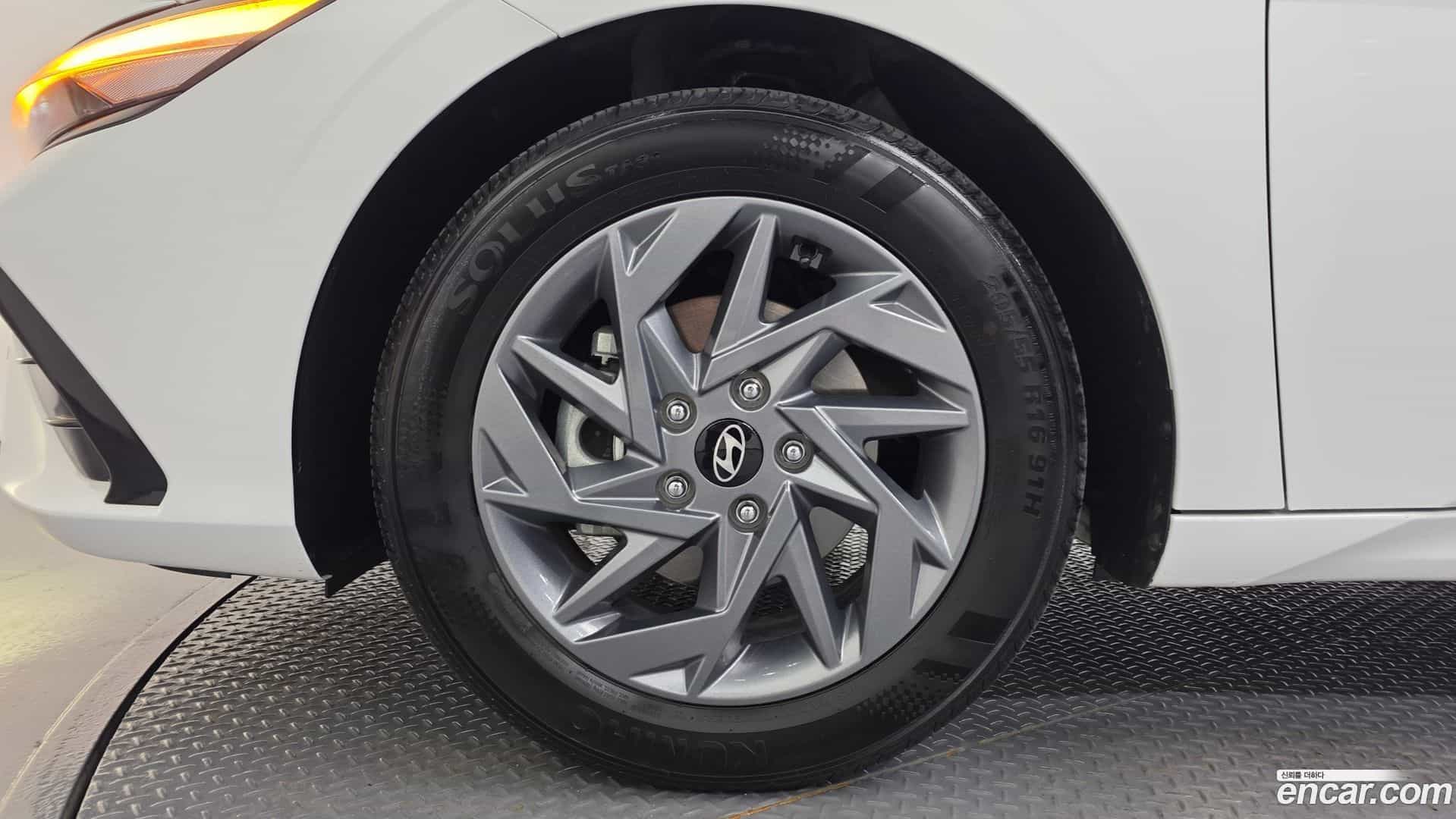 AVANTE Hyundai 2024.4-OUTER-005