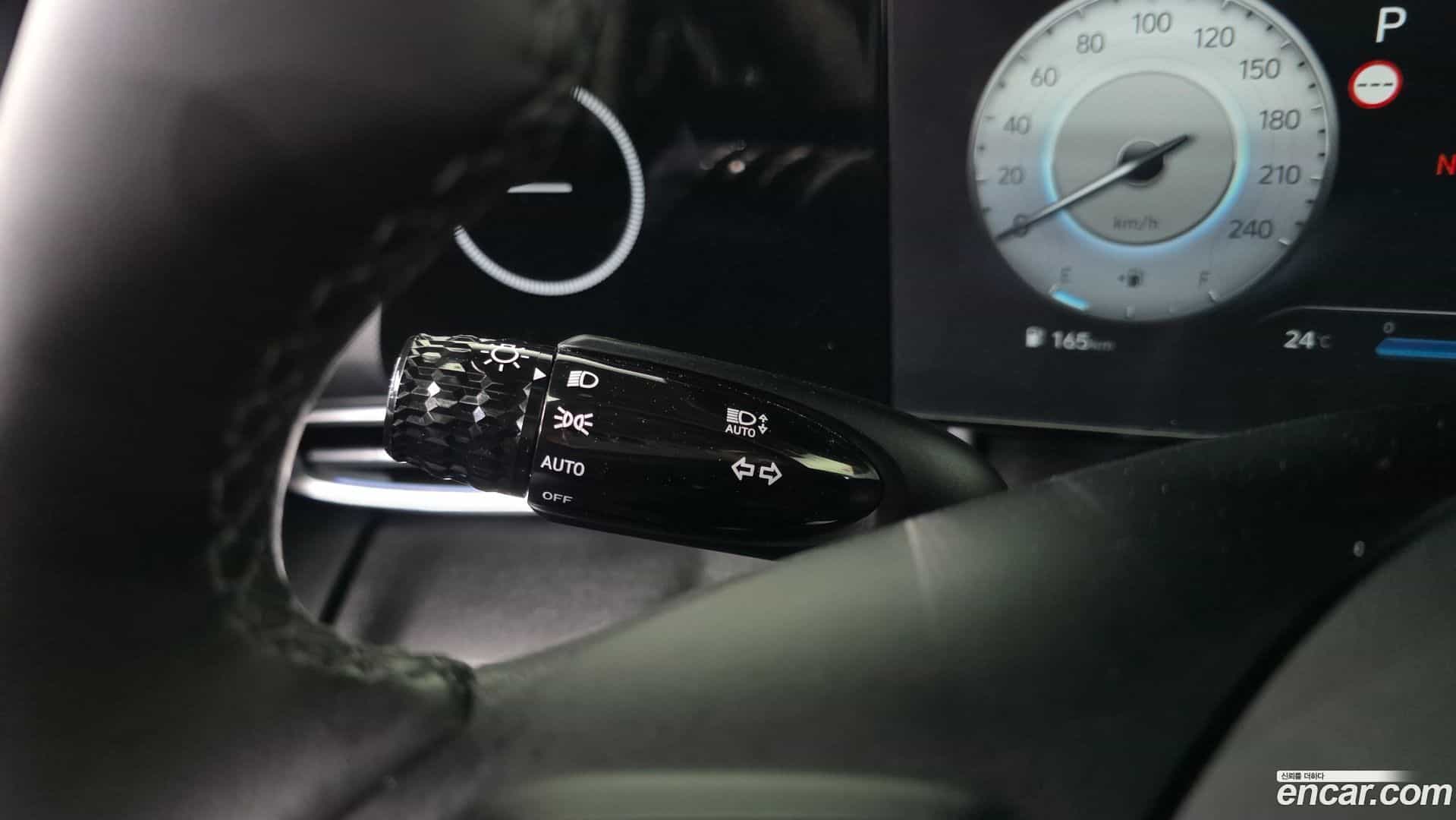 AVANTE Hyundai 2024.4-OPTION-024