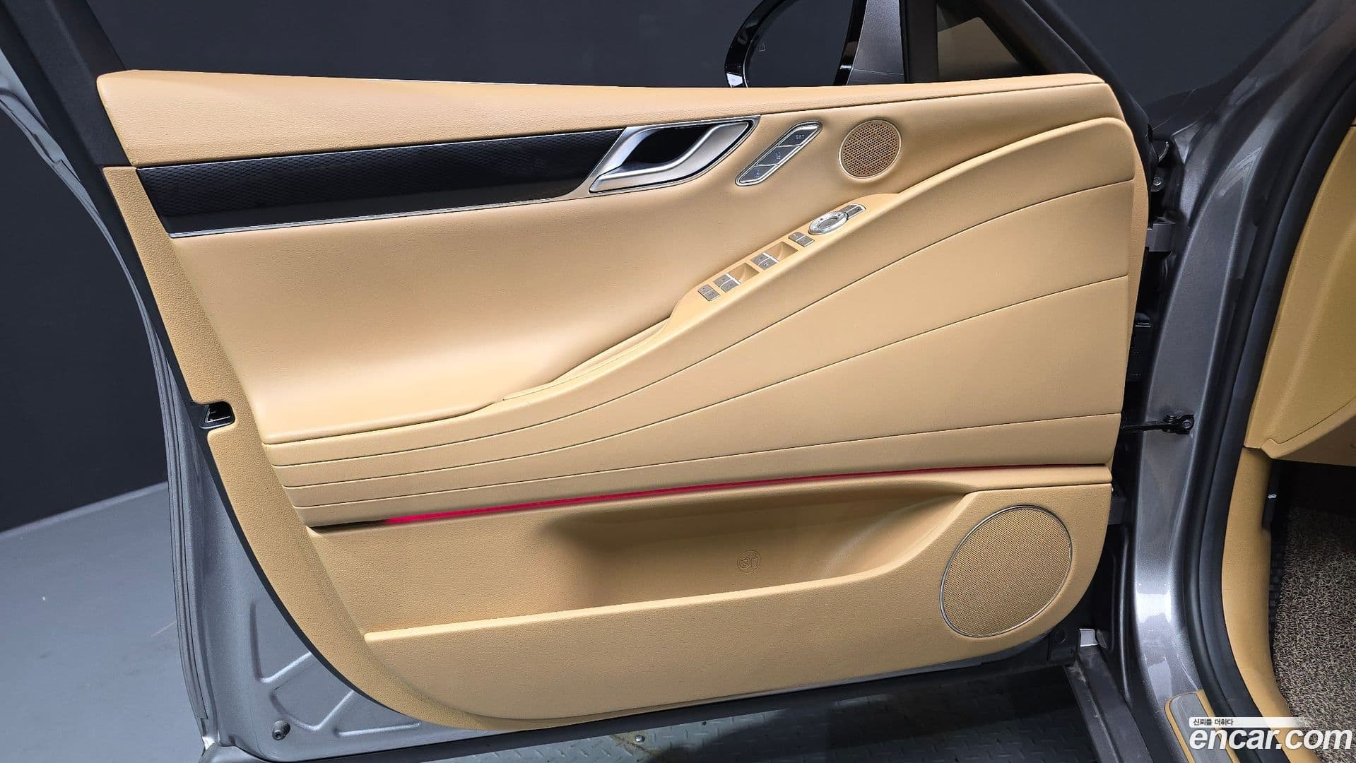 Main__Slider__Photo:G80 Genesis 2024.5-23