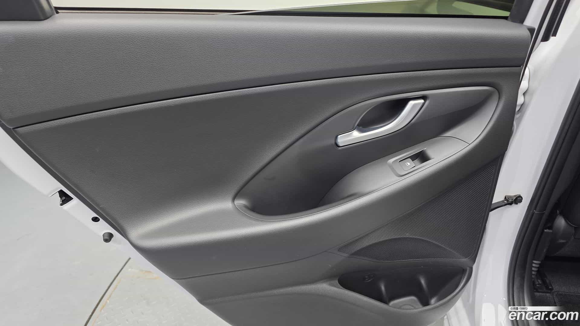 i30 Hyundai 2019.2-INNER-035