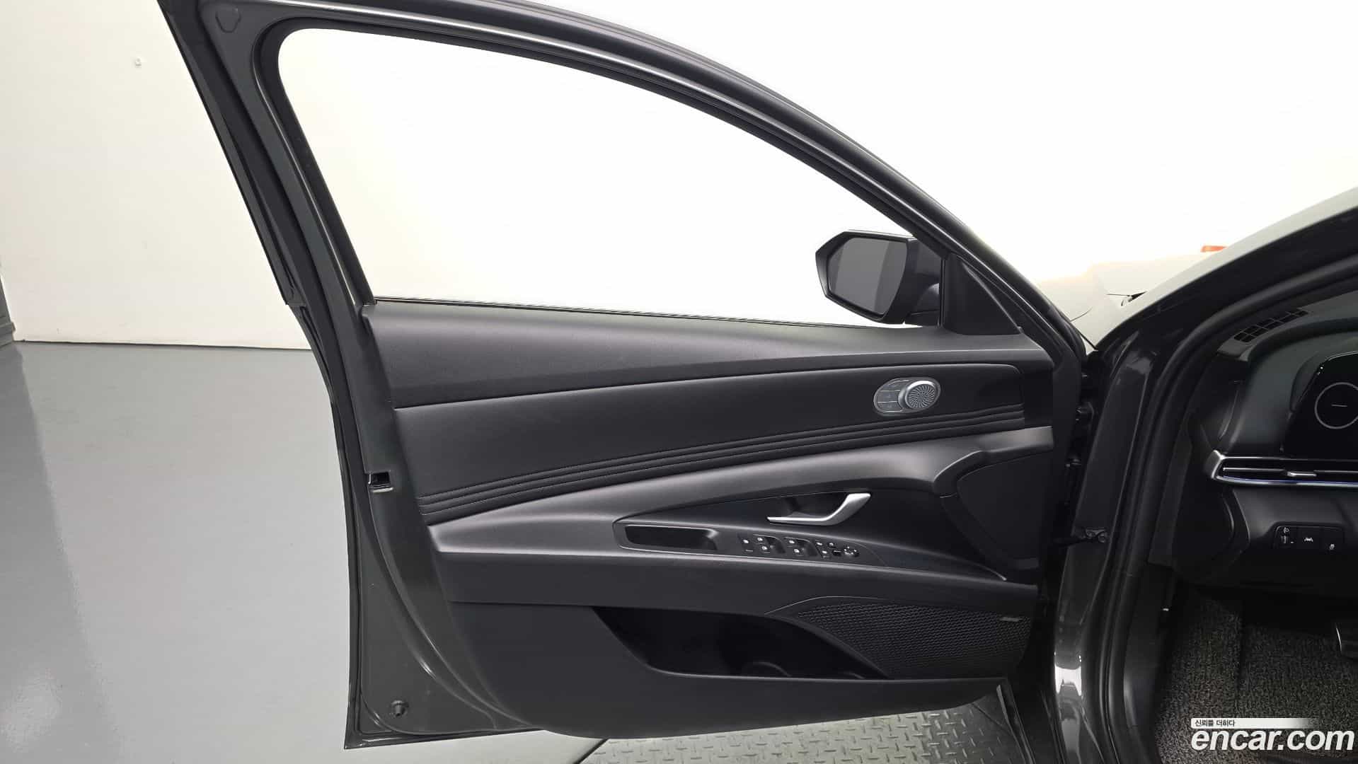 AVANTE Hyundai 2022.5-INNER-034