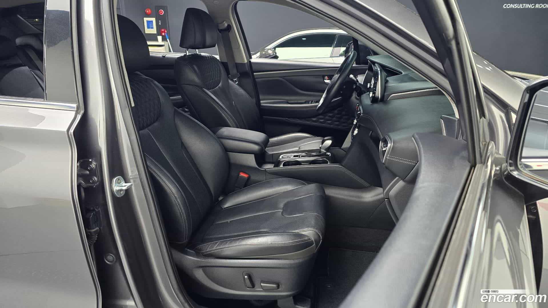 Santafe Hyundai 2019.2-INNER-010