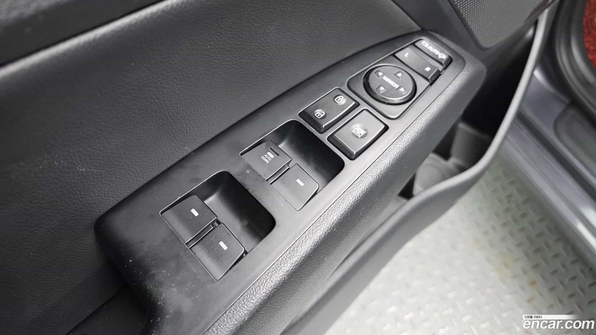 AVANTE Hyundai 2019.0-OPTION-016