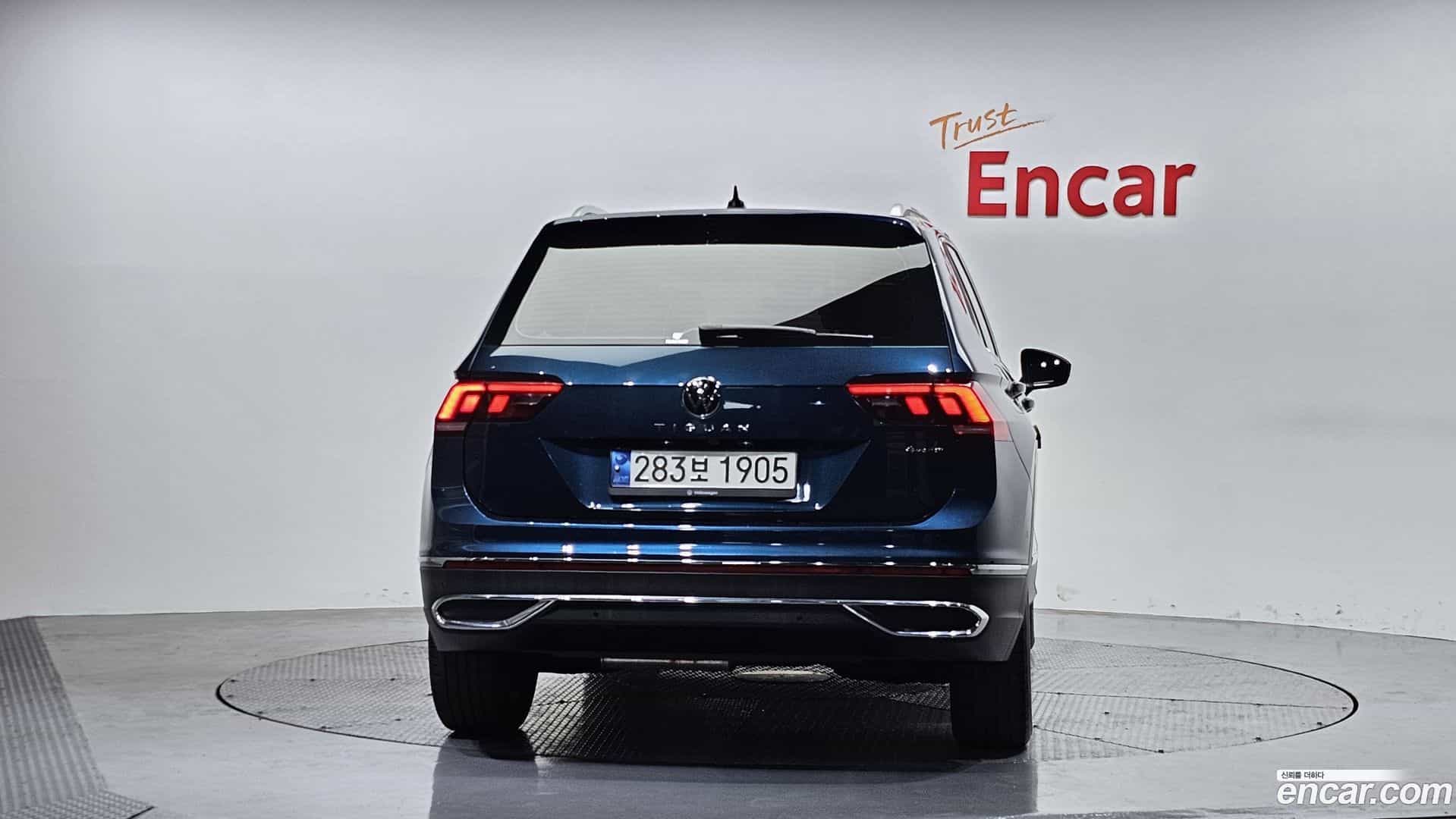 Tiguan Volkswagen 2021.10-OUTER-004