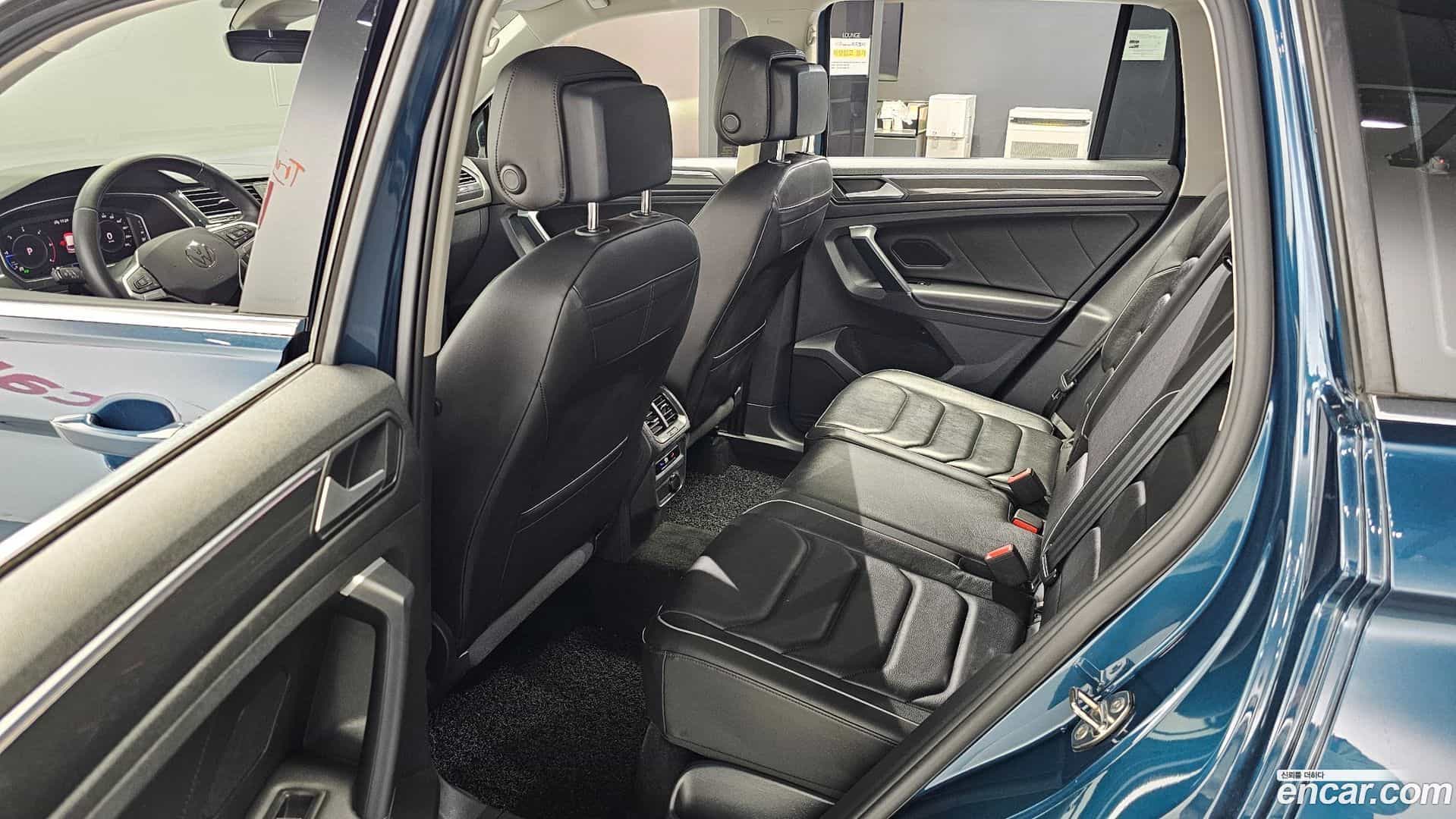 Tiguan Volkswagen 2021.10-INNER-036