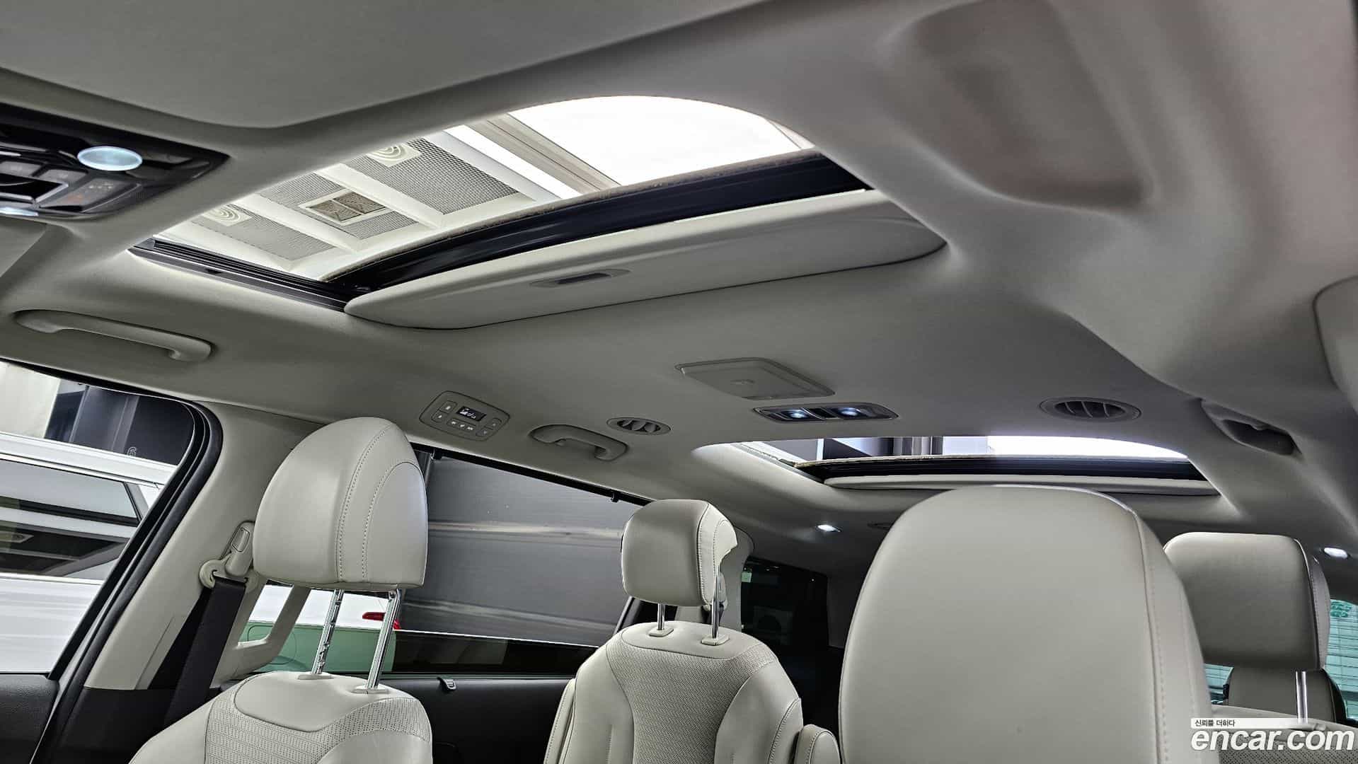 Canival Kia 2020.10-OPTION-022