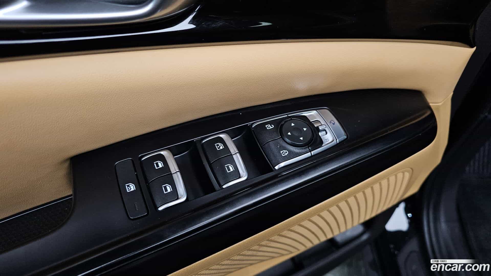Canival Kia 2022.2-OPTION-017