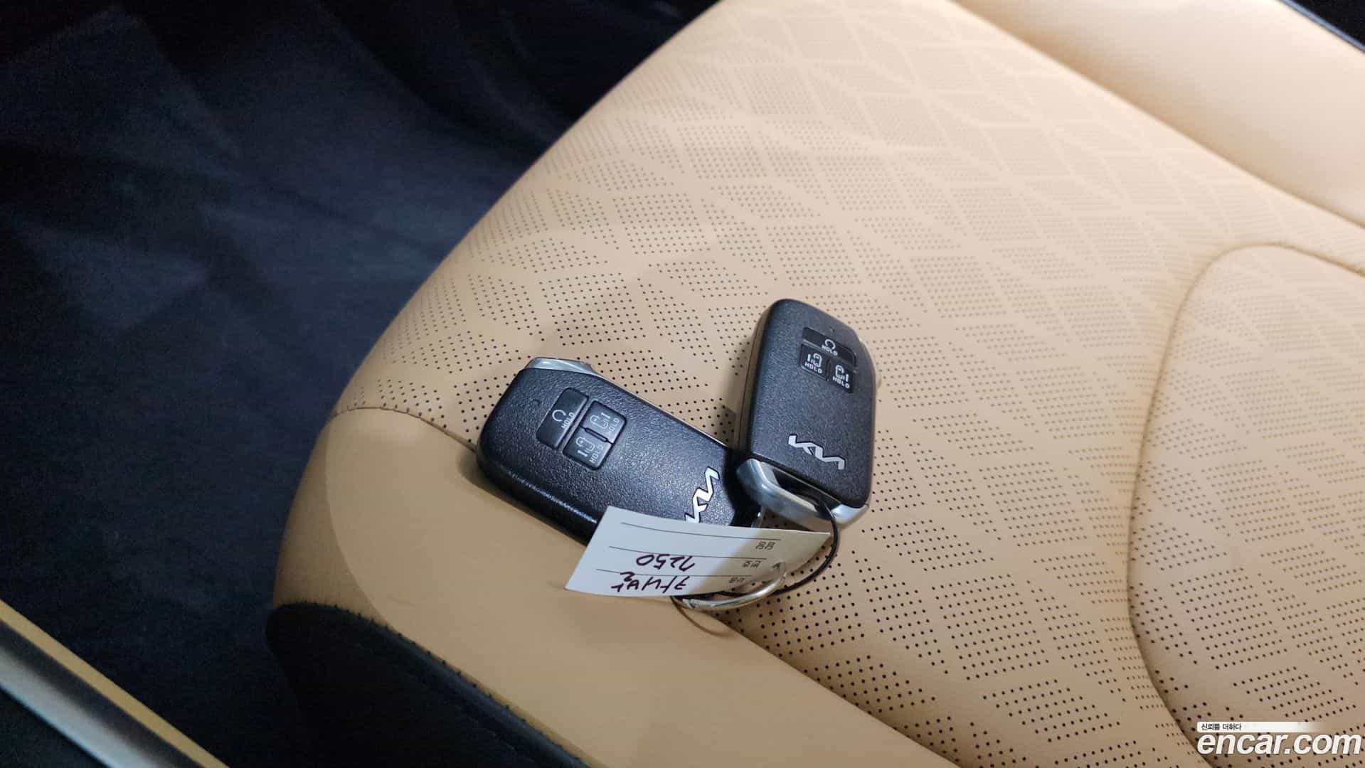 Canival Kia 2022.2-OPTION-042