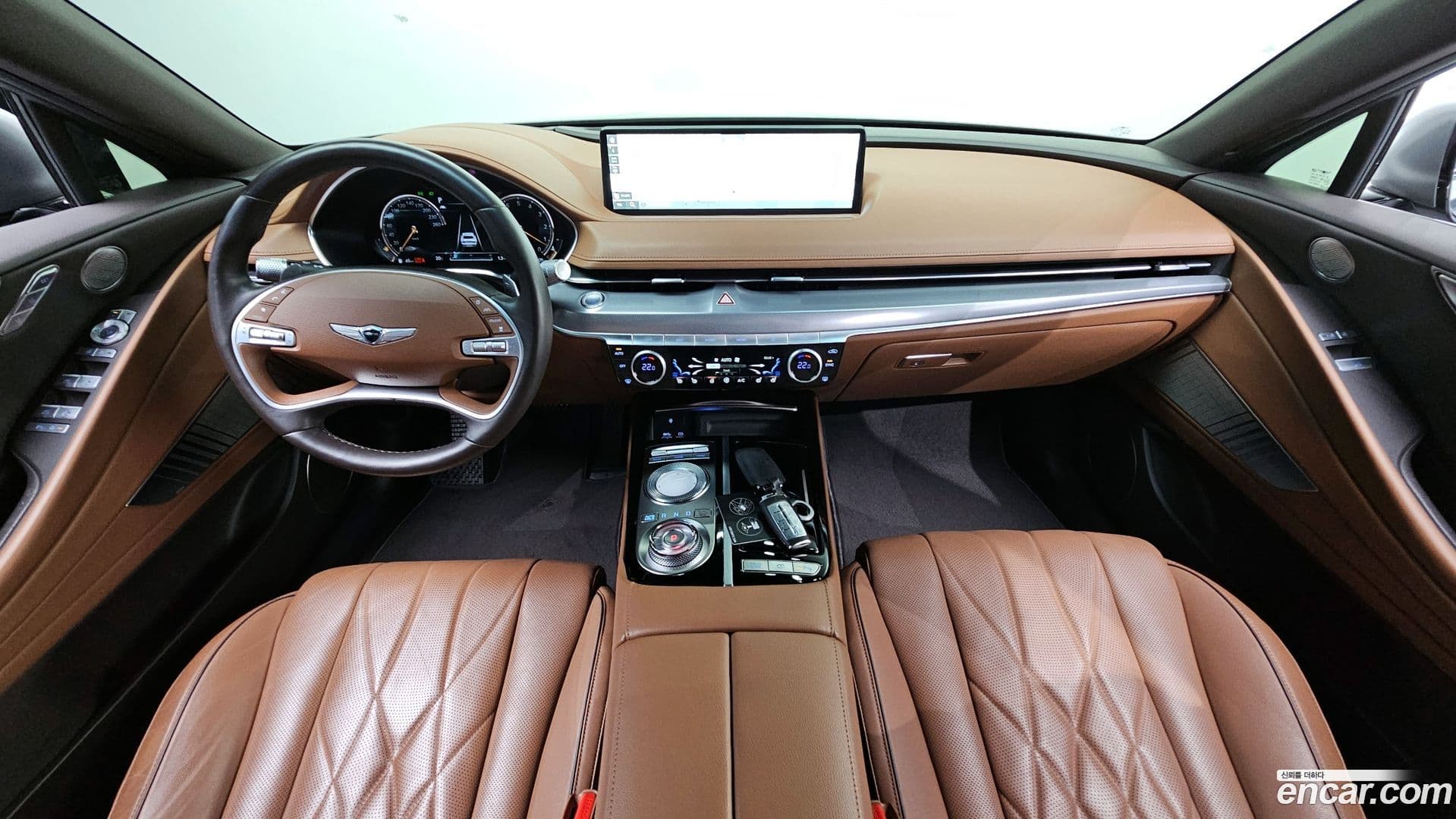 Main__Slider__Photo:G80 Genesis 2021.5-6