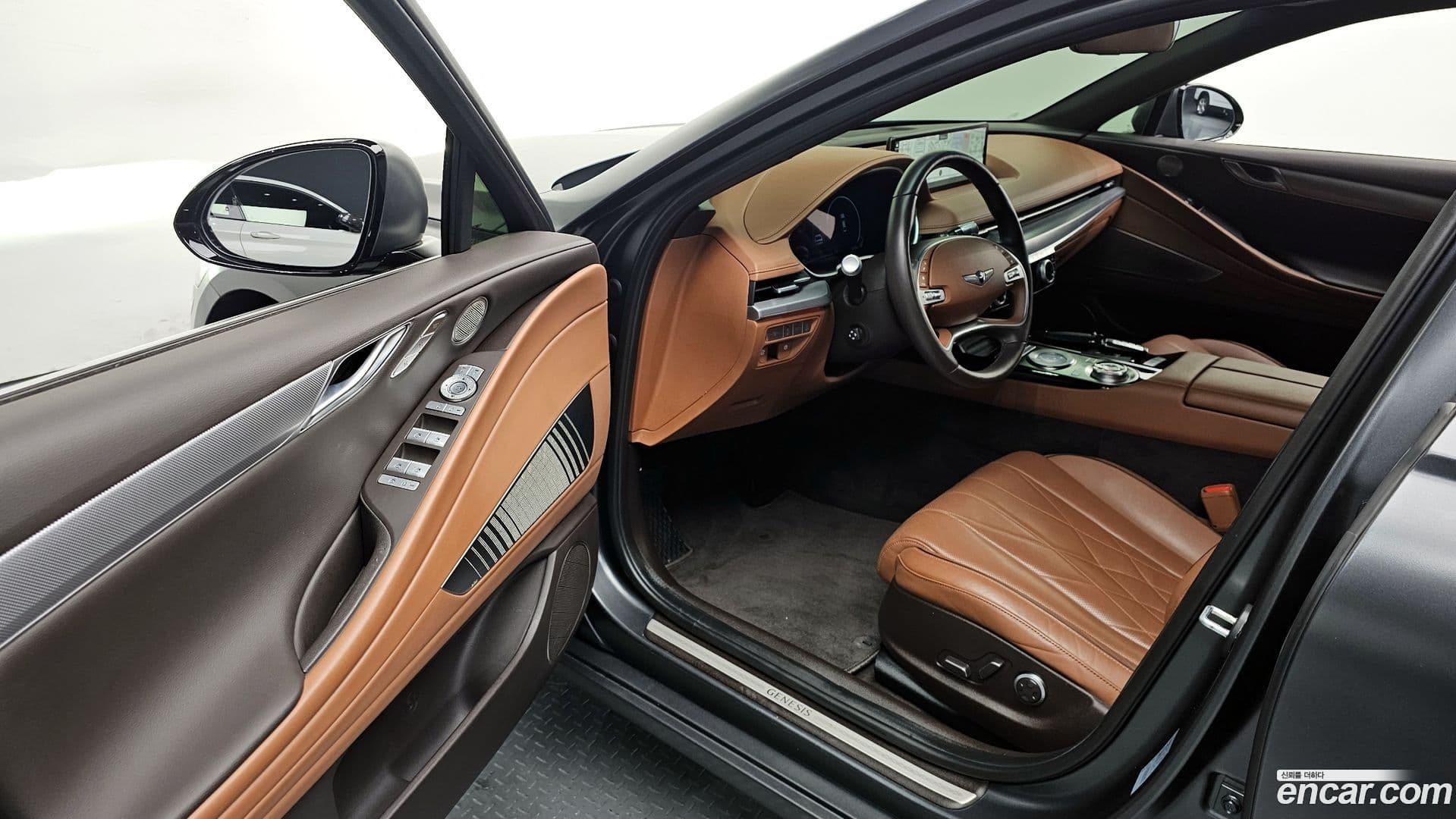 Main__Slider__Photo:G80 Genesis 2021.5-9
