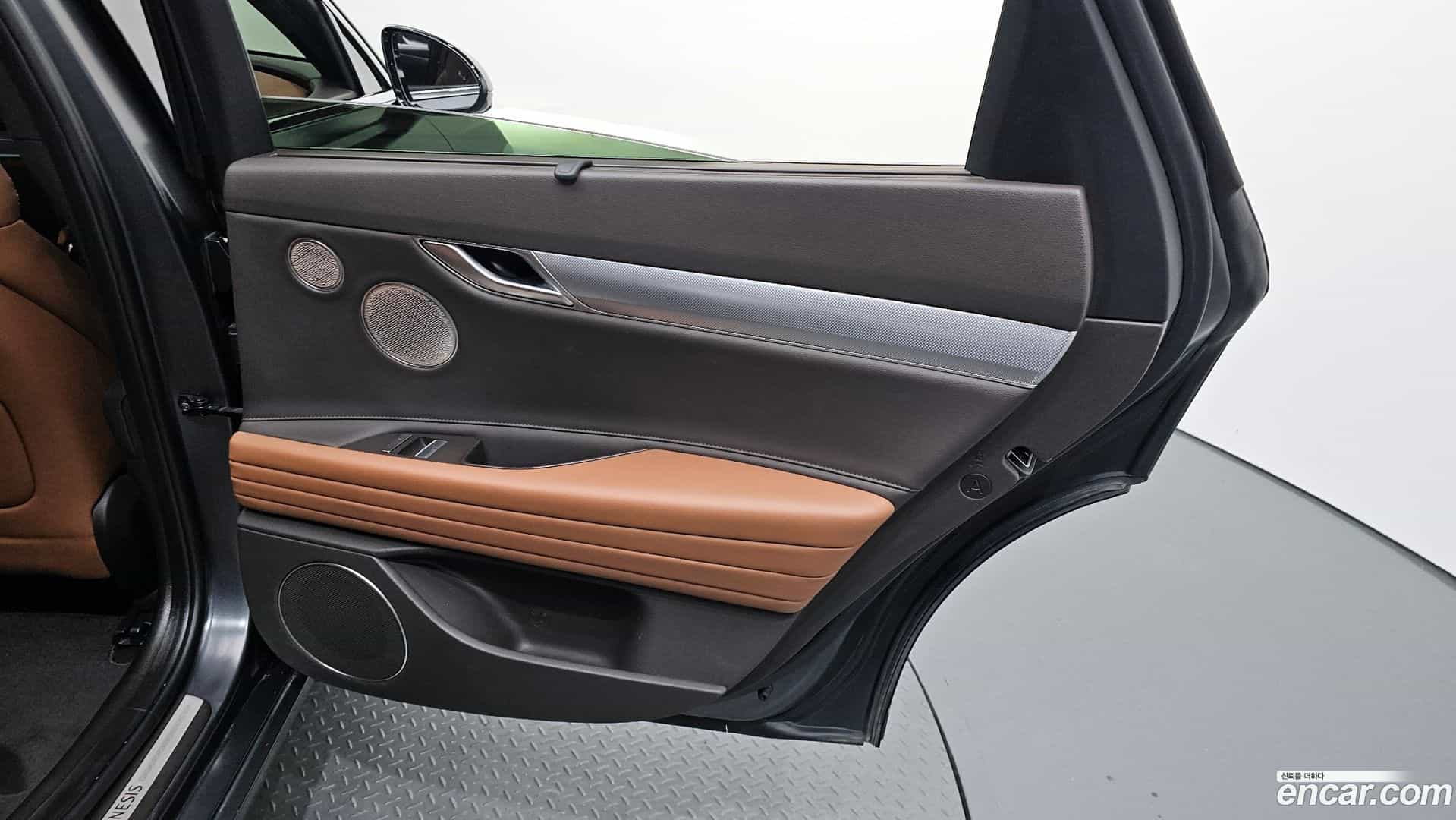G80 Genesis 2021.5-INNER-035