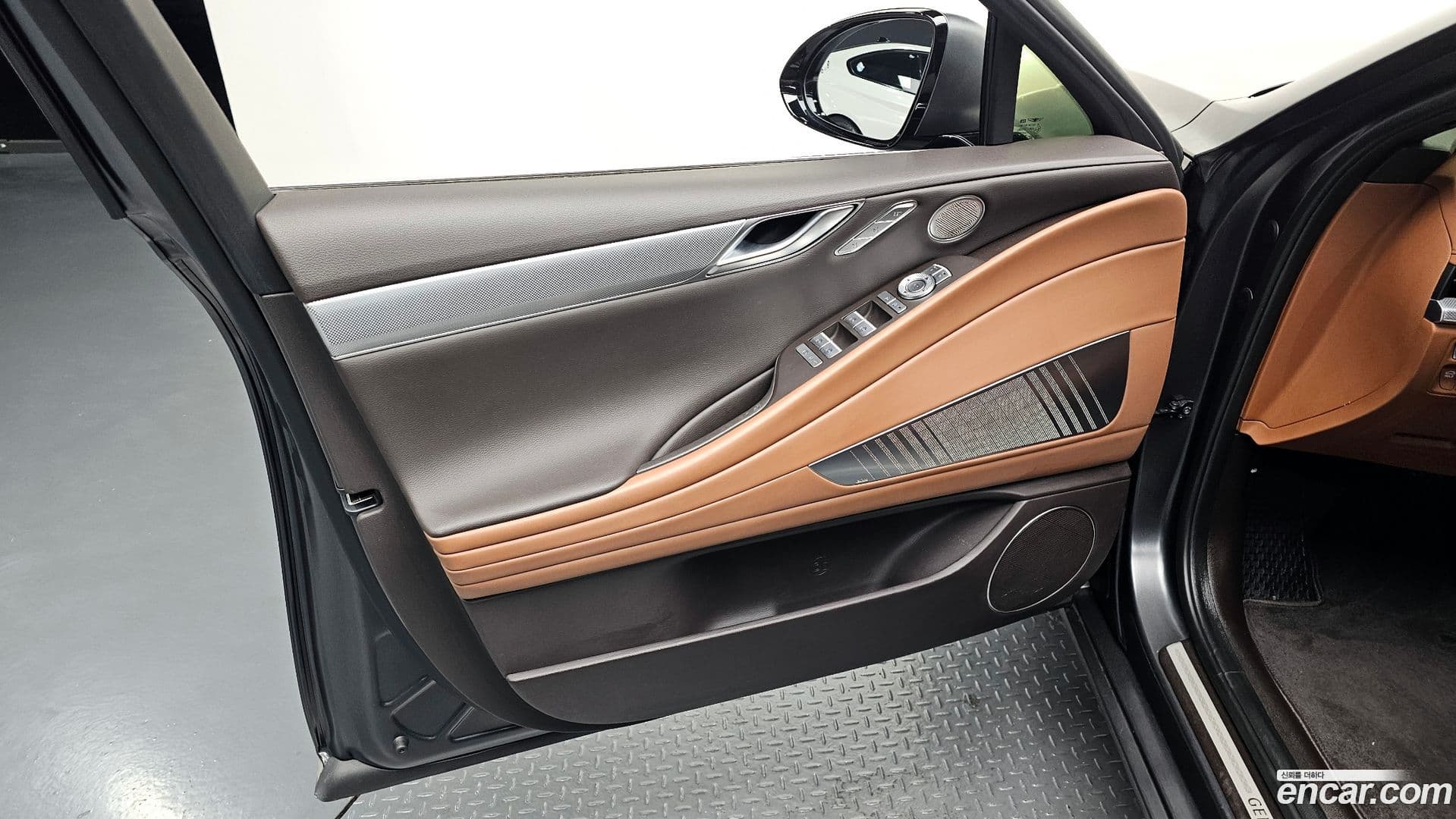 Main__Slider__Photo:G80 Genesis 2021.5-26