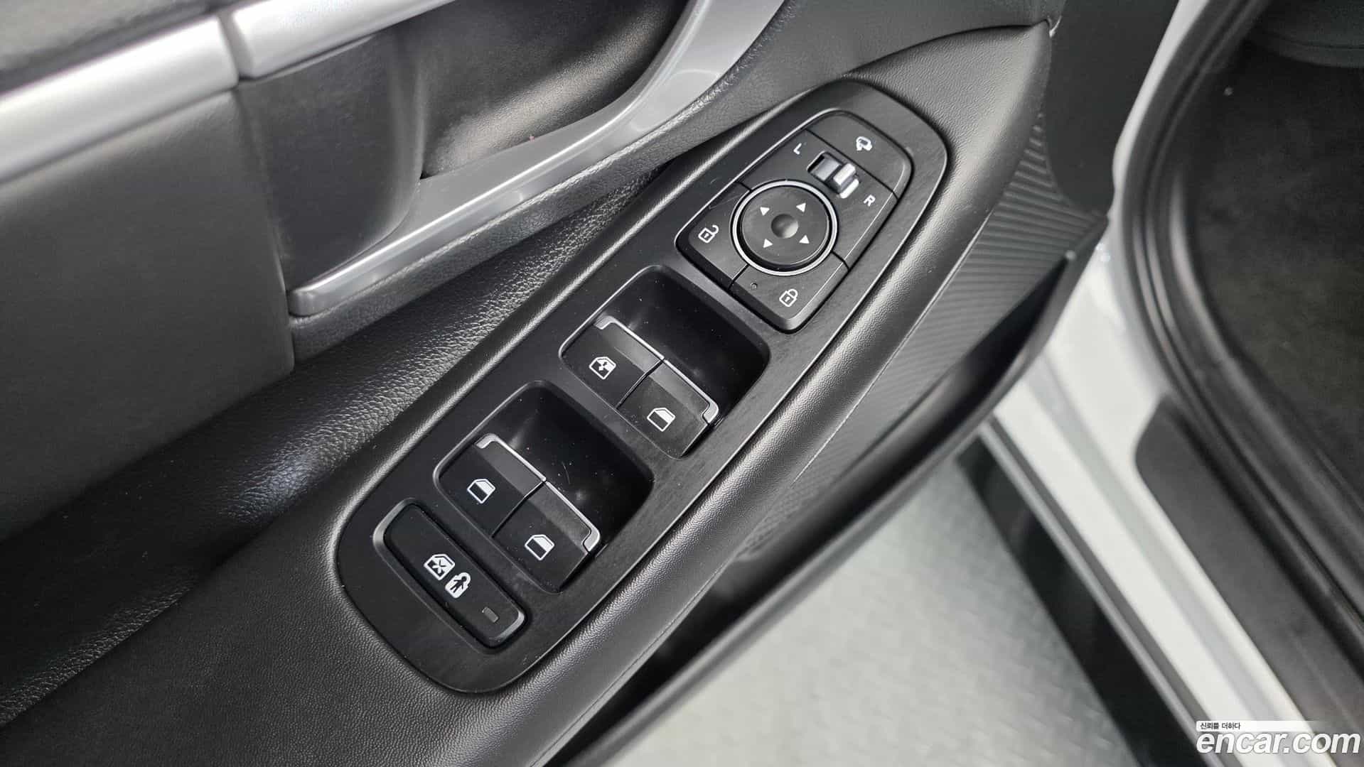 Sonata Hyundai 2022.6-OPTION-044