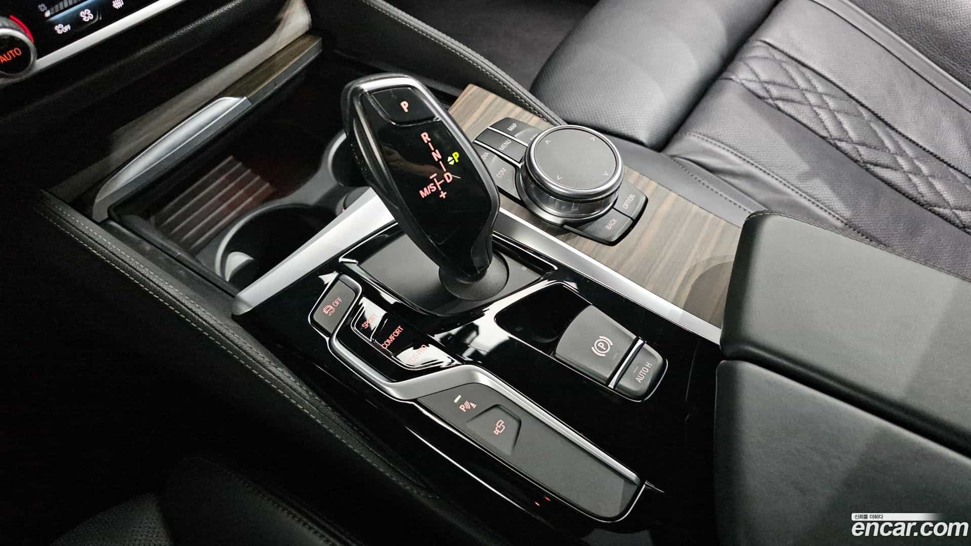 5-Series BMW 2017.4-INNER-009