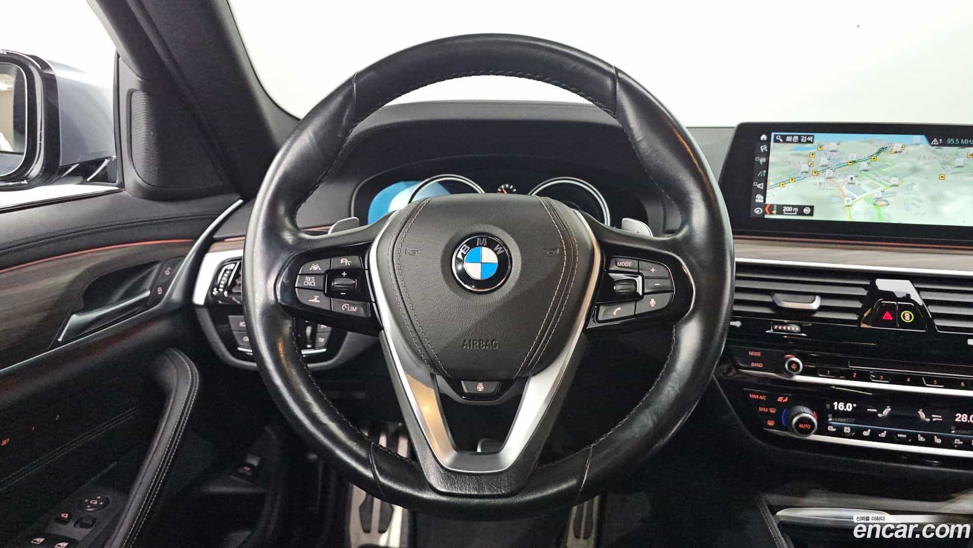 5-Series BMW 2017.4-OPTION-015