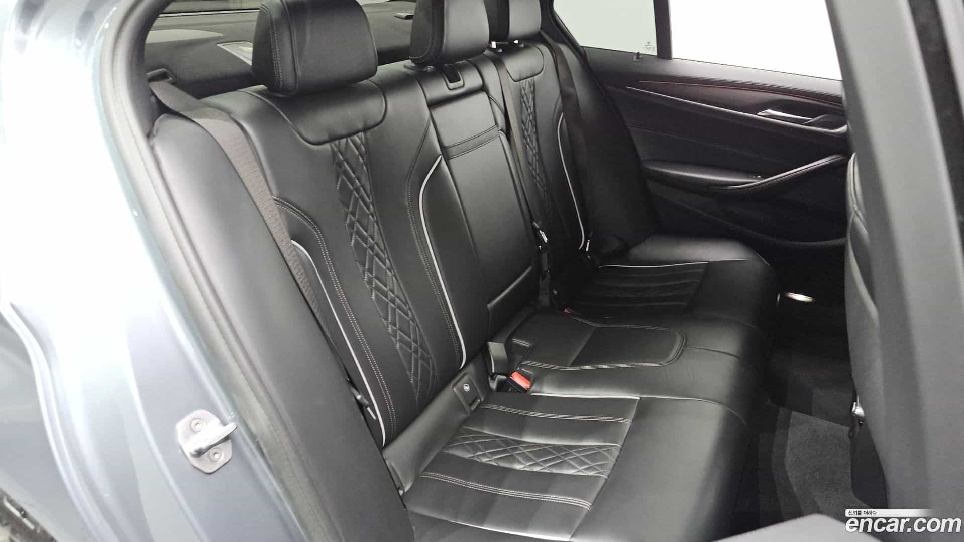 5-Series BMW 2017.4-INNER-036