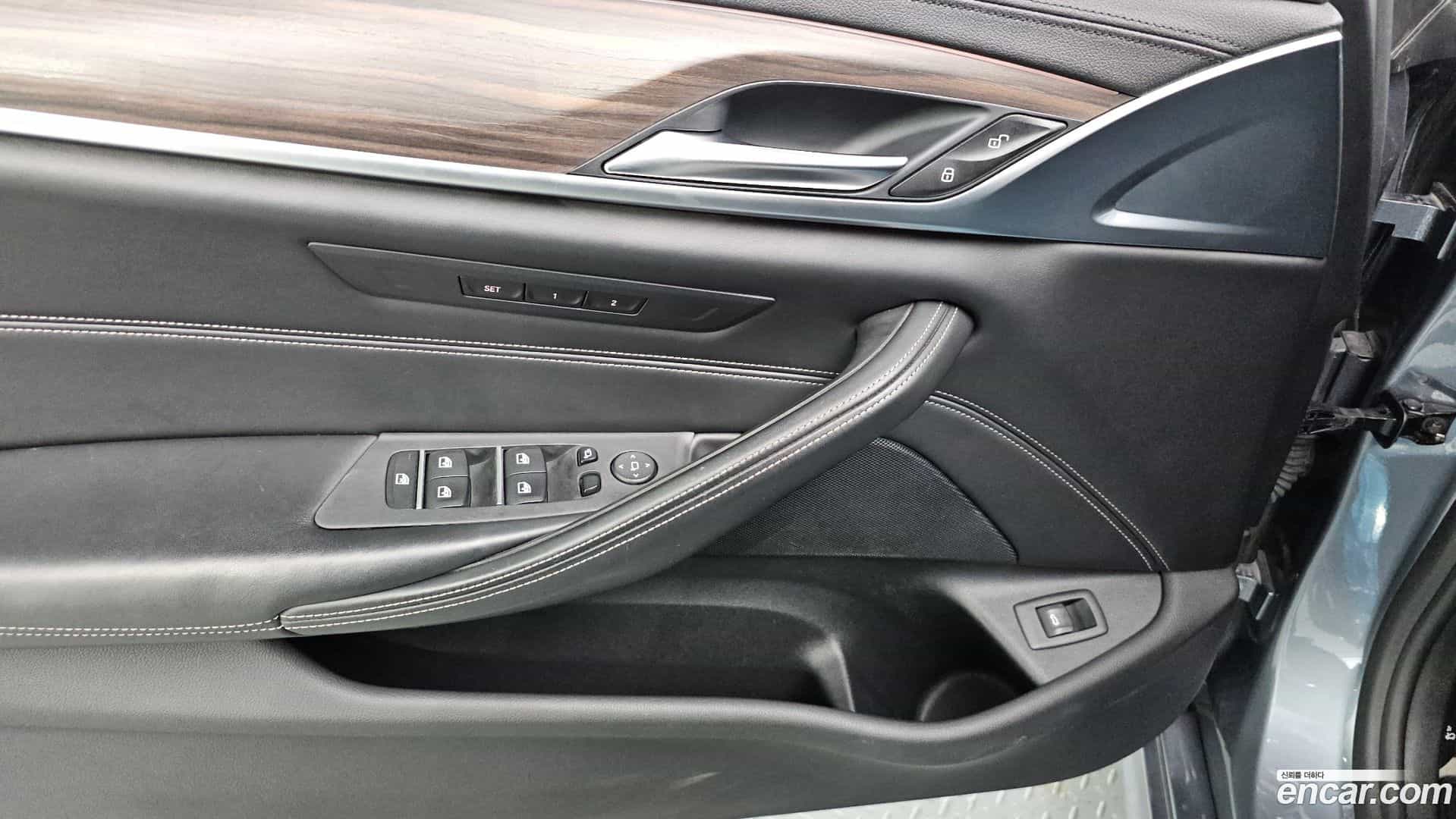 5-Series BMW 2017.4-OPTION-040