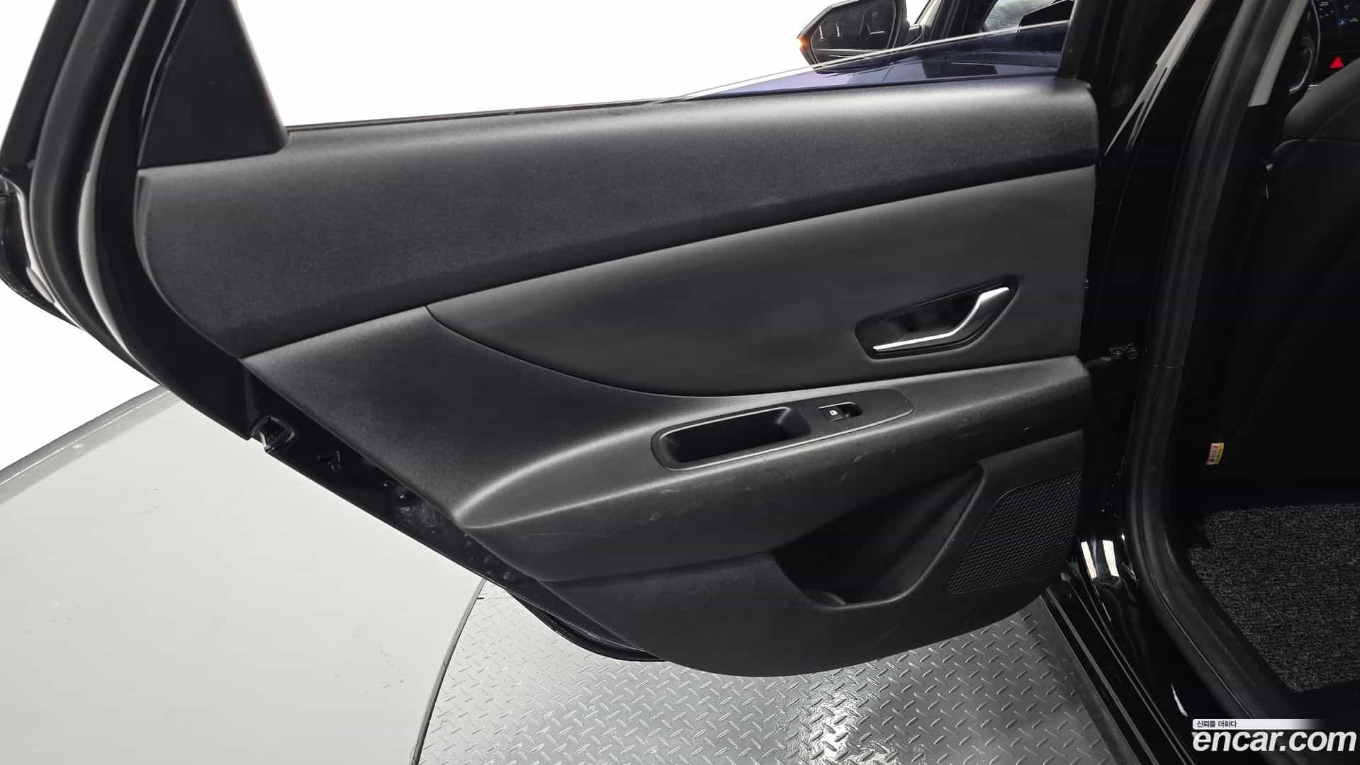 AVANTE Hyundai 2021.2-INNER-035