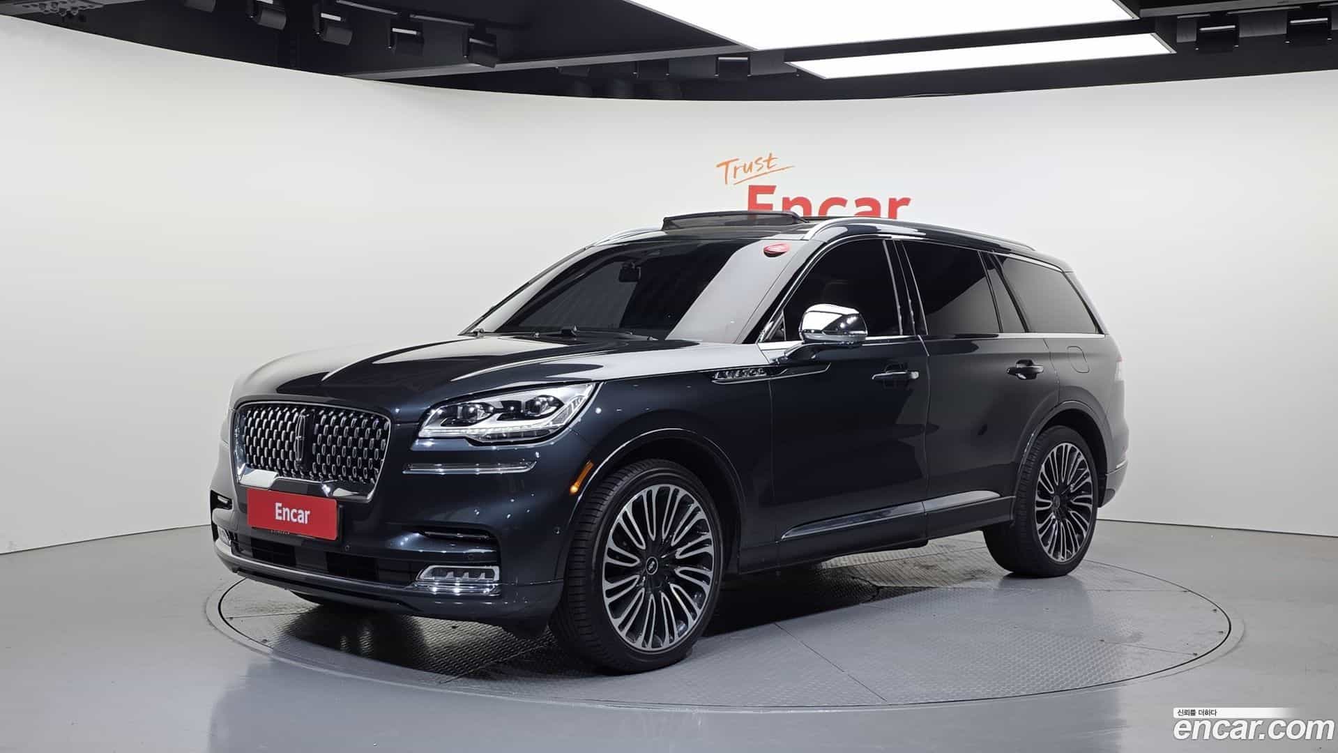 Aviator Lincoln 2022.3-OUTER-001