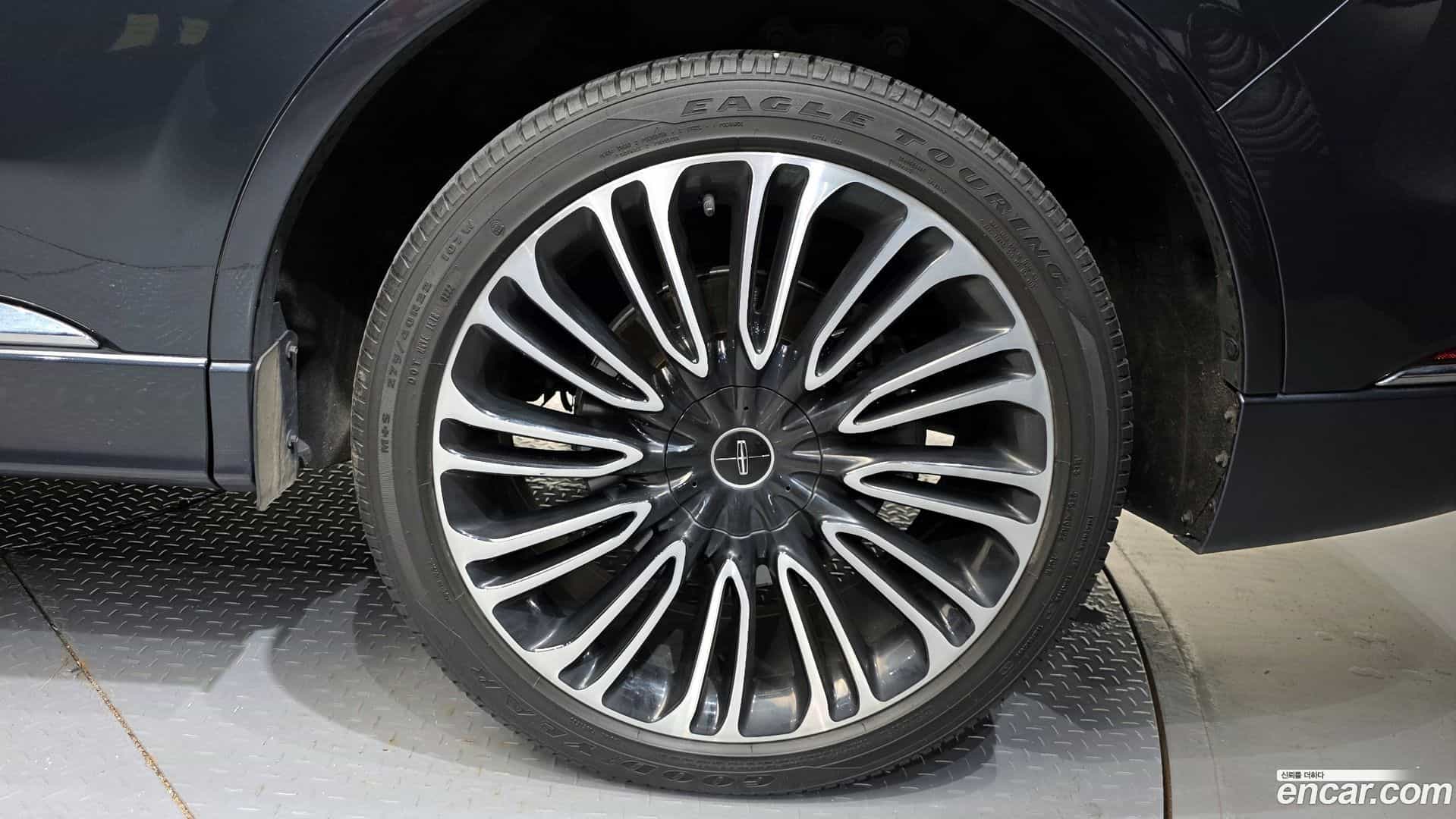 Aviator Lincoln 2022.3-OUTER-031