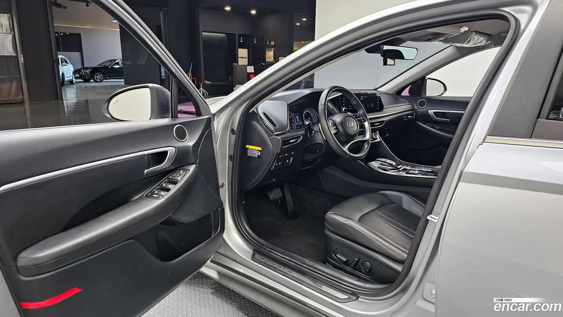 Sonata Hyundai 2019.4-INNER-010