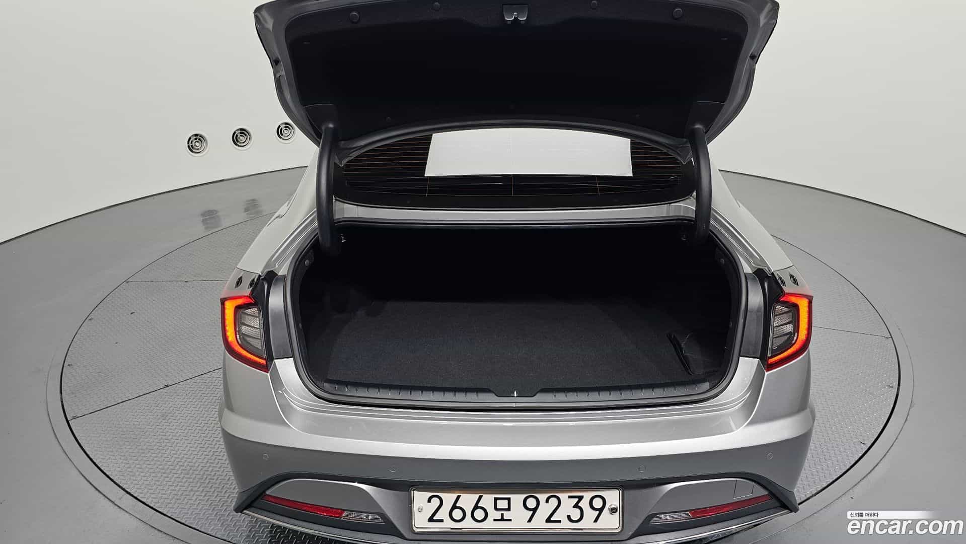 Sonata Hyundai 2019.4-OPTION-024