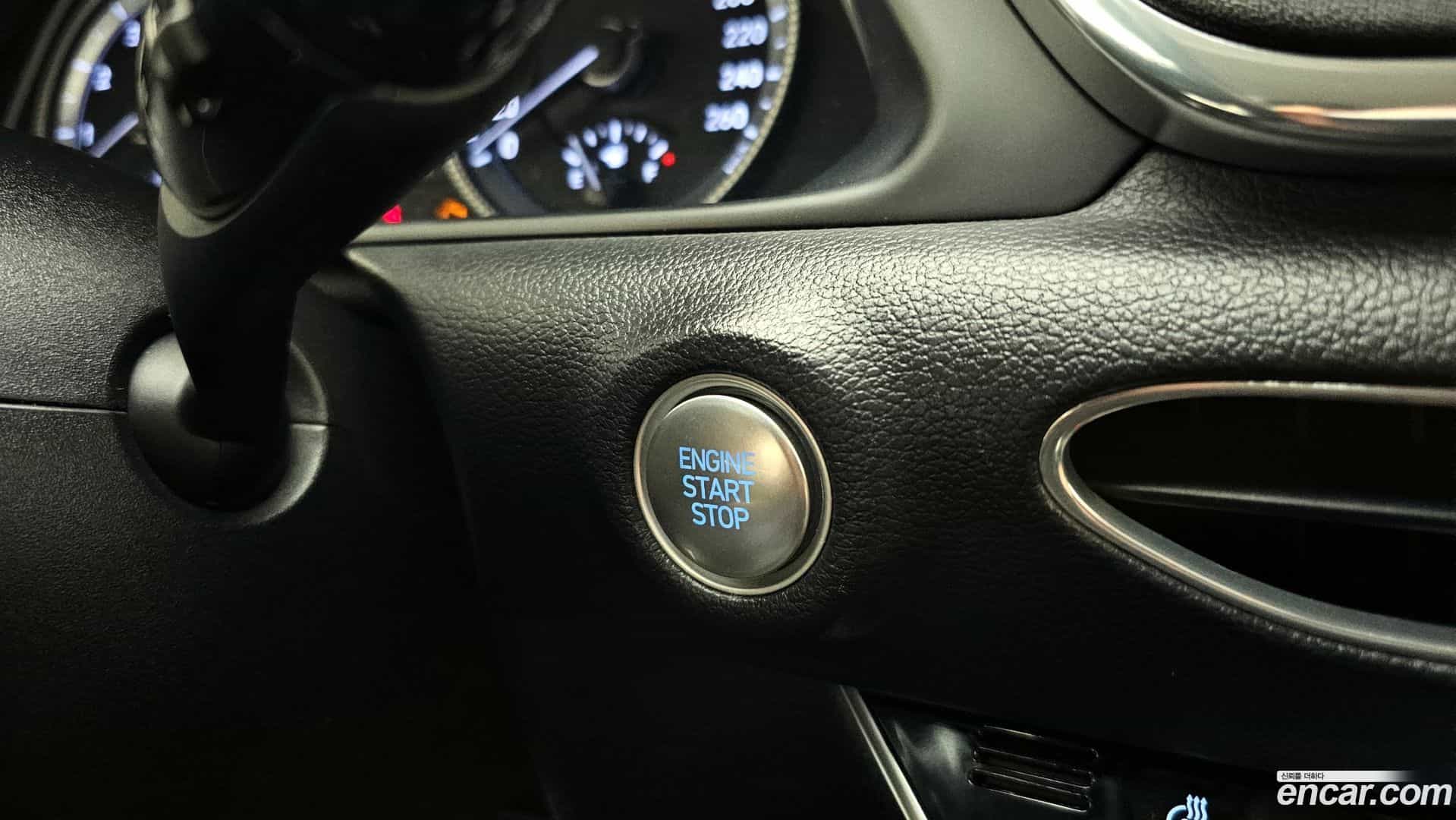 Sonata Hyundai 2019.4-OPTION-040