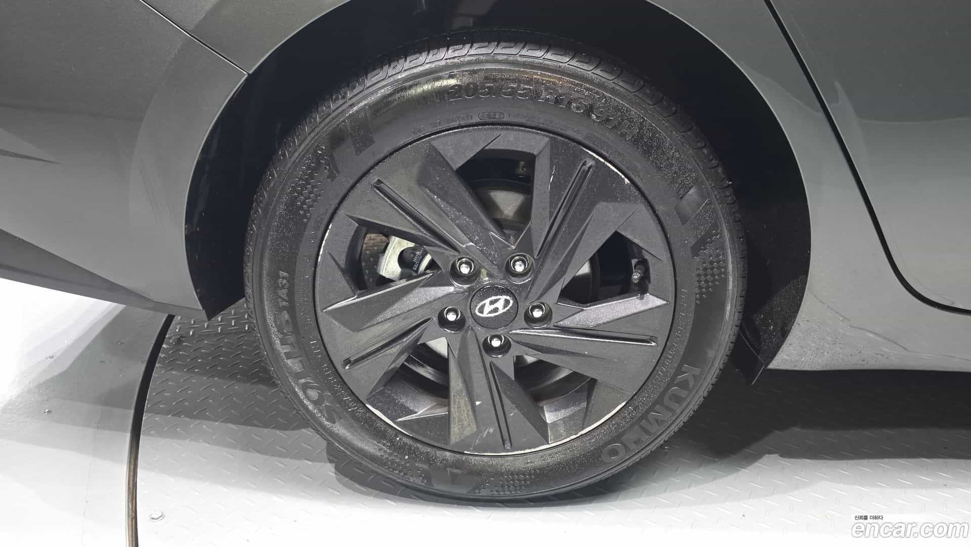 AVANTE Hyundai 2021.6-OUTER-005
