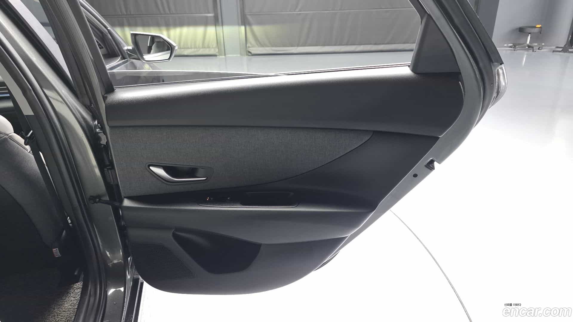AVANTE Hyundai 2021.6-INNER-035