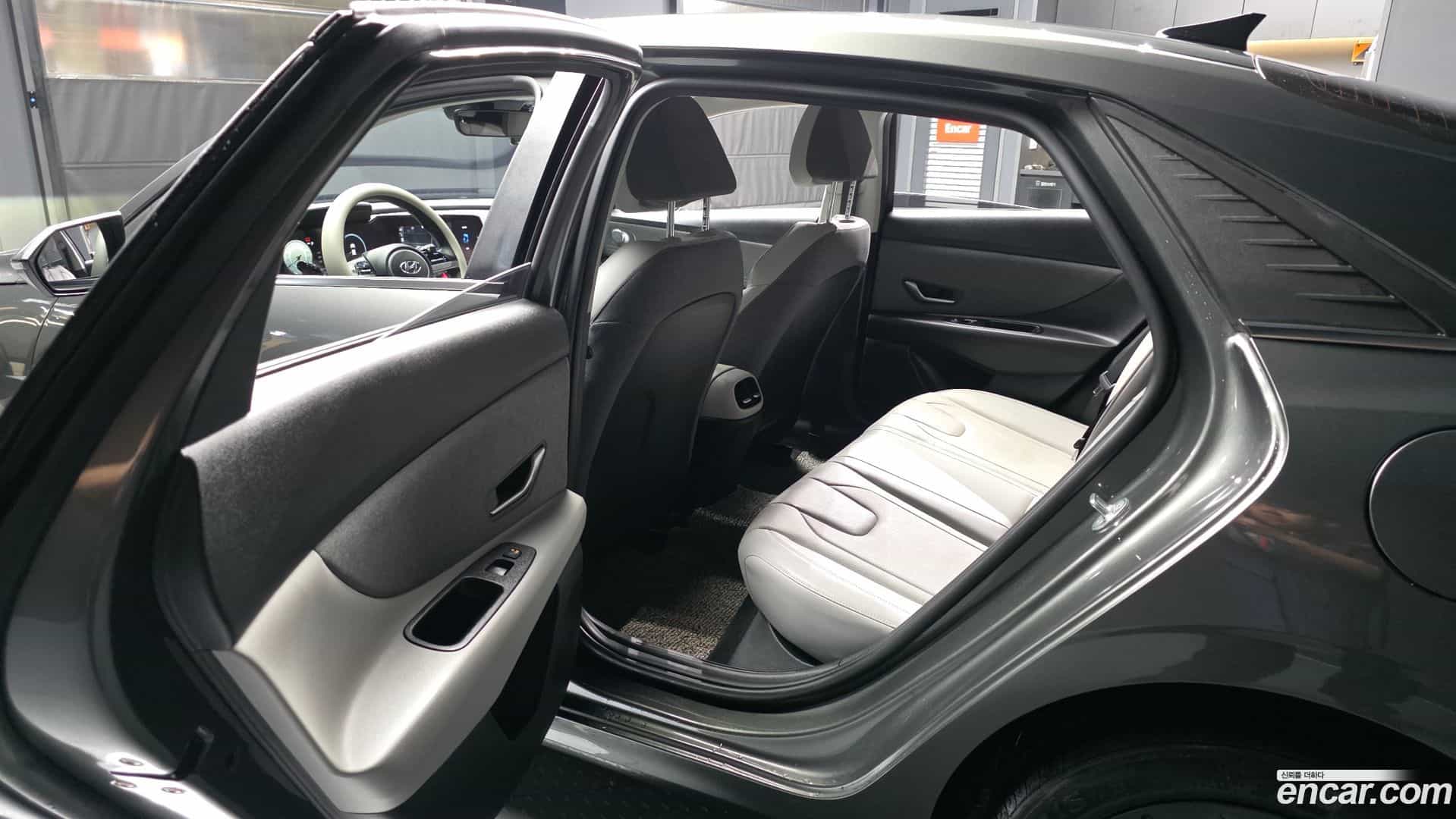 AVANTE Hyundai 2021.6-INNER-036