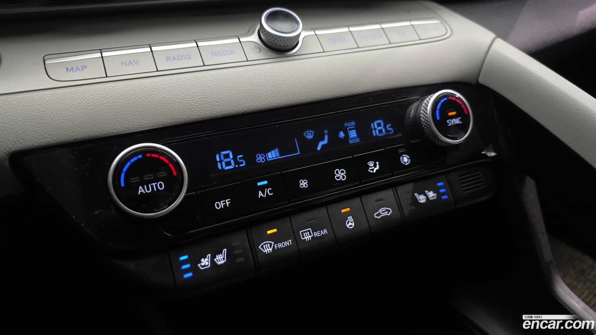 AVANTE Hyundai 2021.6-OPTION-041