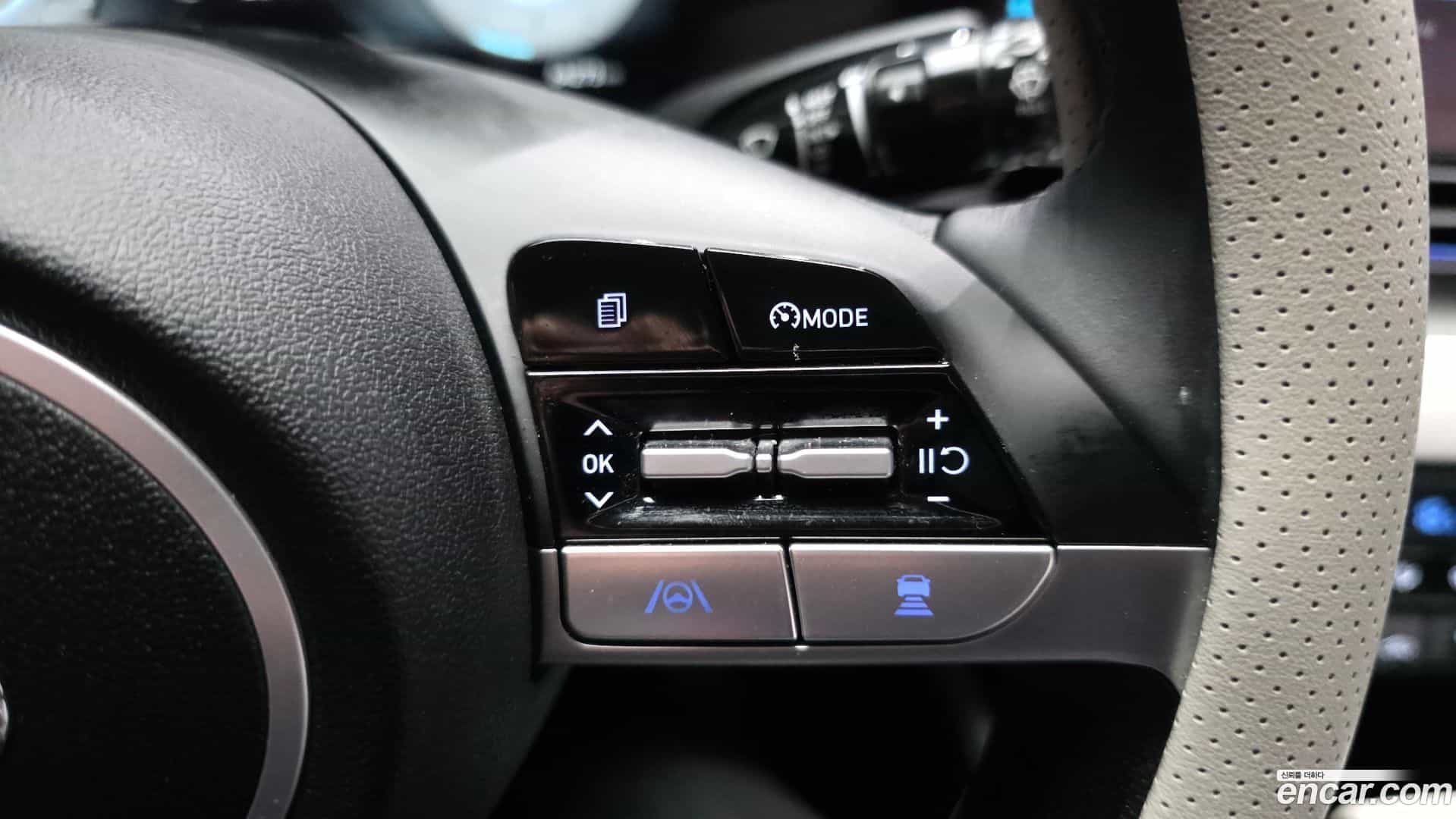 AVANTE Hyundai 2021.6-OPTION-042