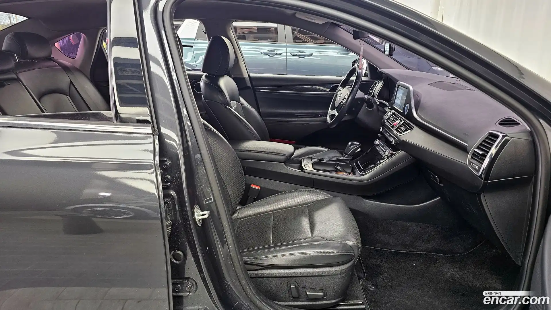 Grandeur Hyundai 2017.2-OPTION-015