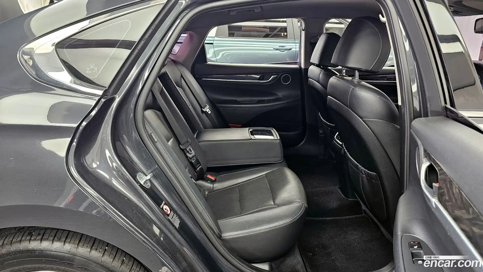 Grandeur Hyundai 2017.2-OPTION-016