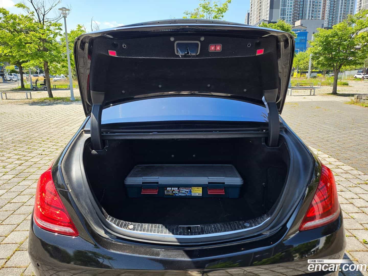 S-Class Mercedes-Benz 2014.3-INNER-008