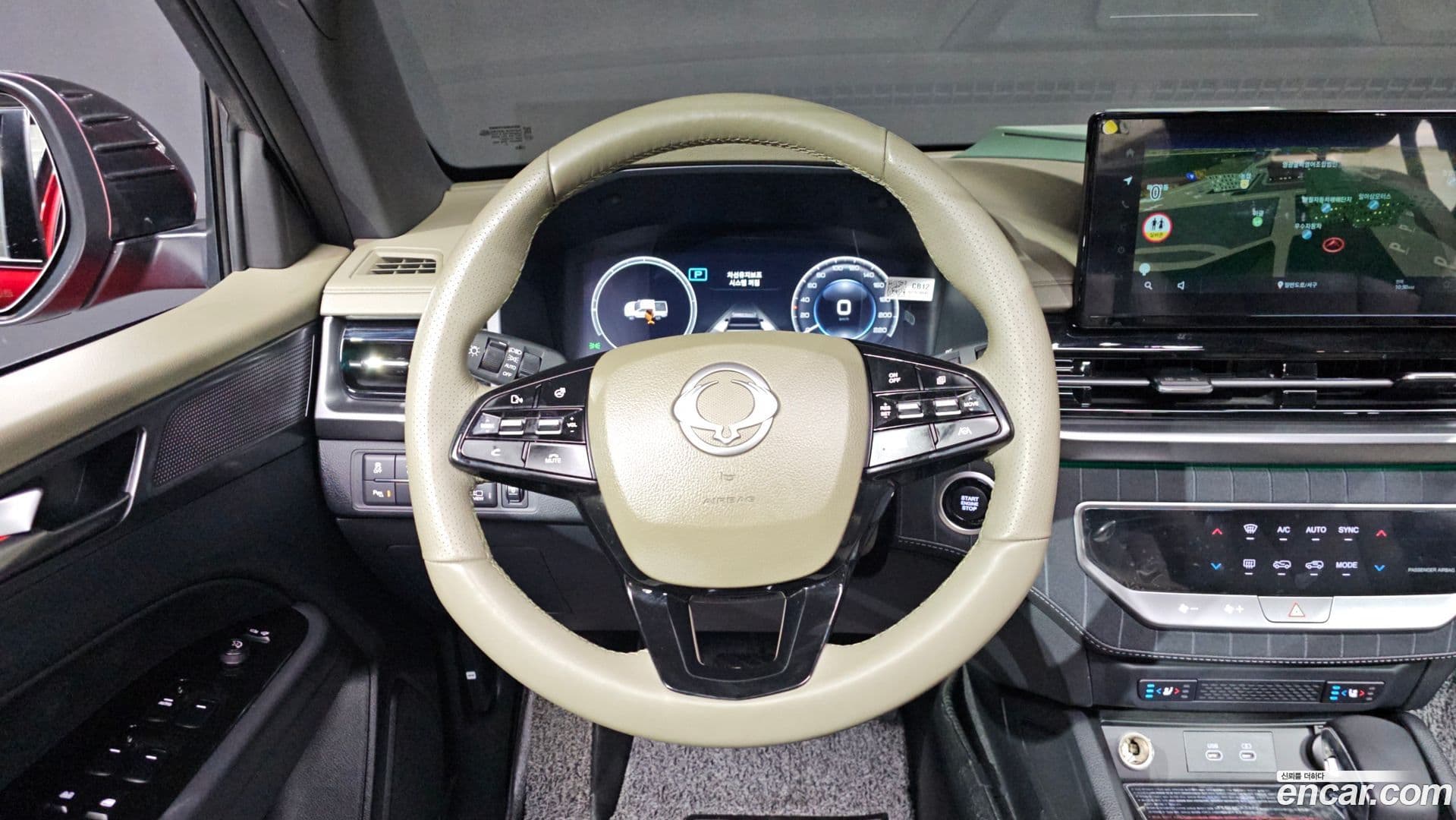 Main__Slider__Photo:Rexton KG Mobility 2024.5-13