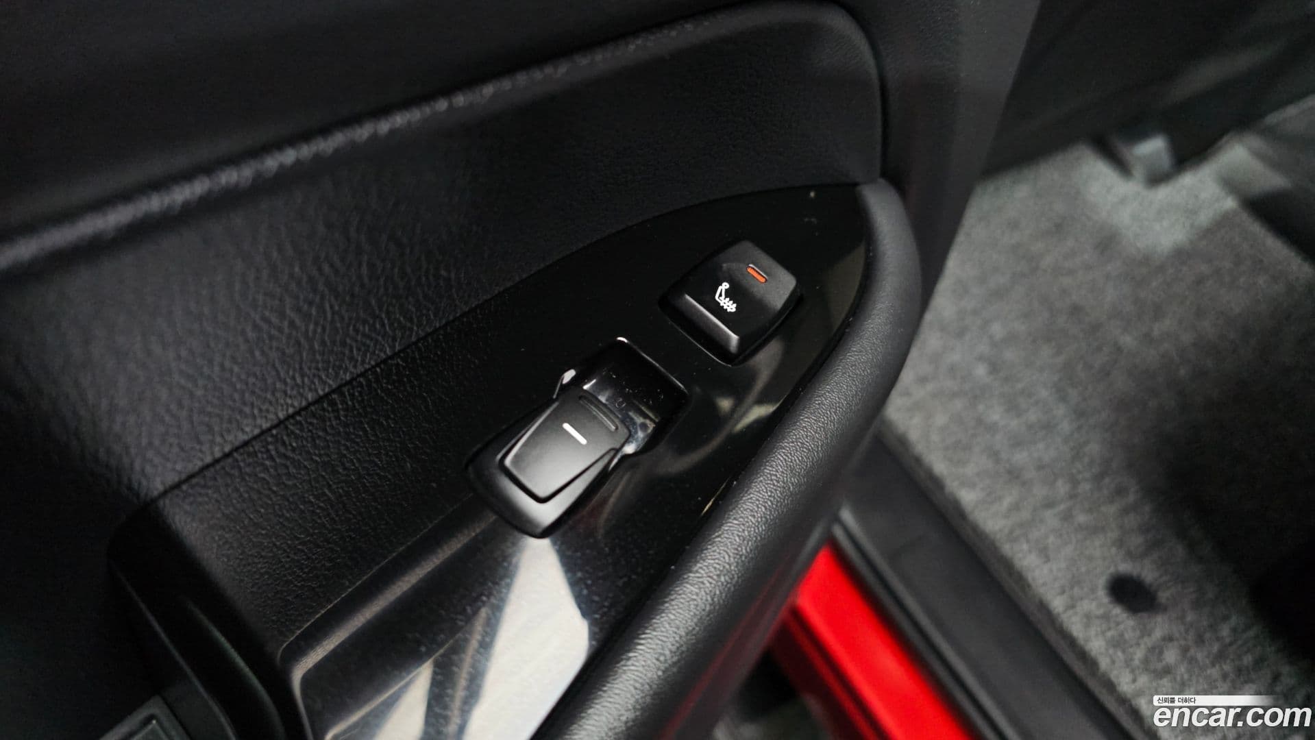 Main__Slider__Photo:Rexton KG Mobility 2024.5-18
