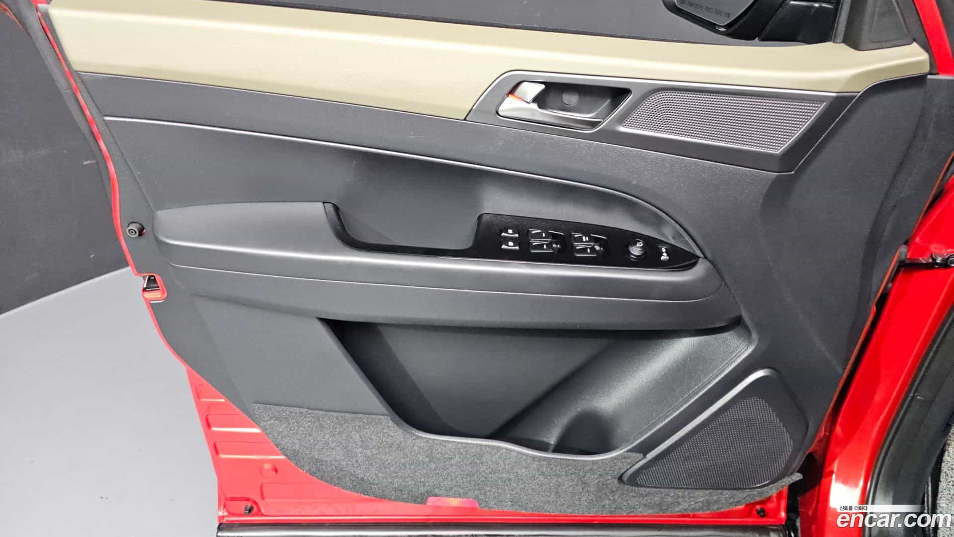 Rexton KG Mobility 2024.5-INNER-034