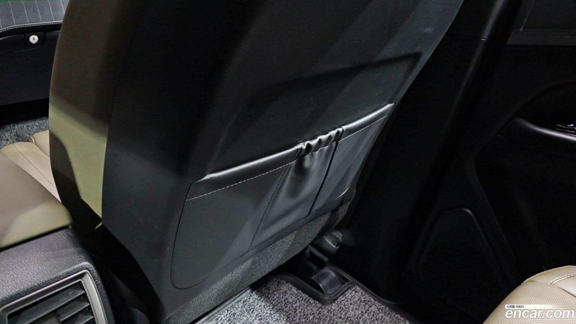 Main__Slider__Photo:Rexton KG Mobility 2024.5-25