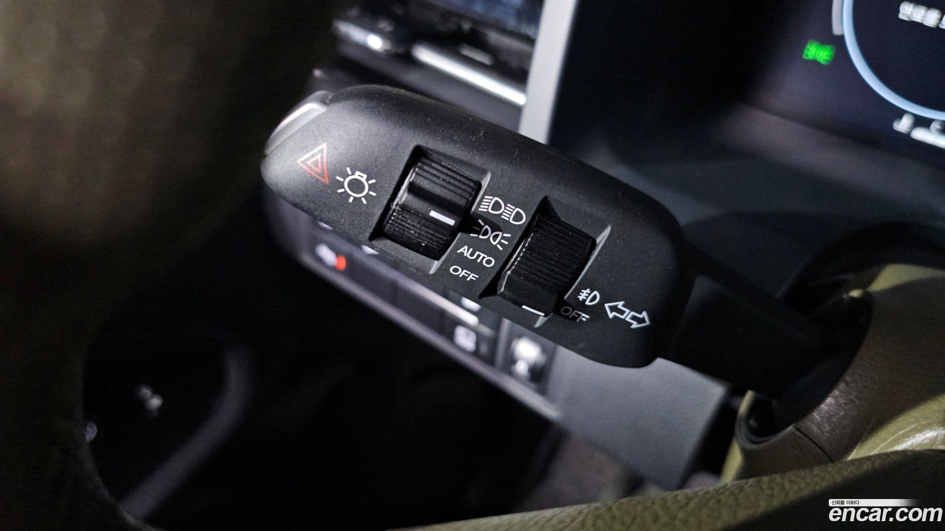 Main__Slider__Photo:Rexton KG Mobility 2024.5-32