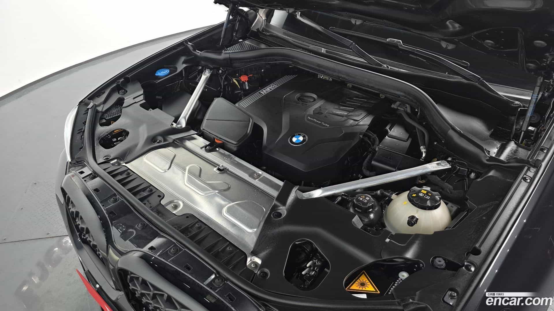 X4 BMW 2023.11-OUTER-006