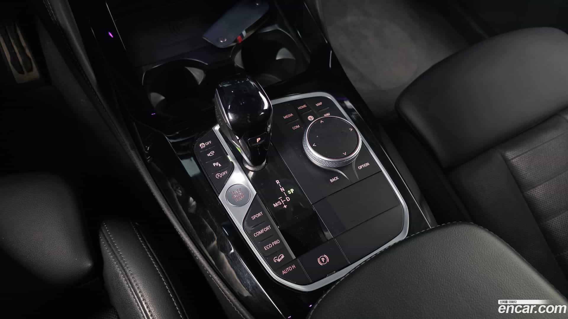 X4 BMW 2023.11-INNER-009