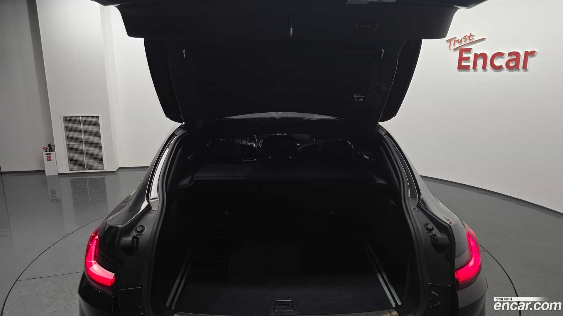 X4 BMW 2023.11-OPTION-024
