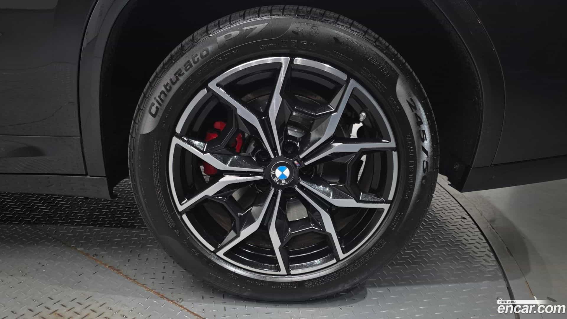 X4 BMW 2023.11-OUTER-031
