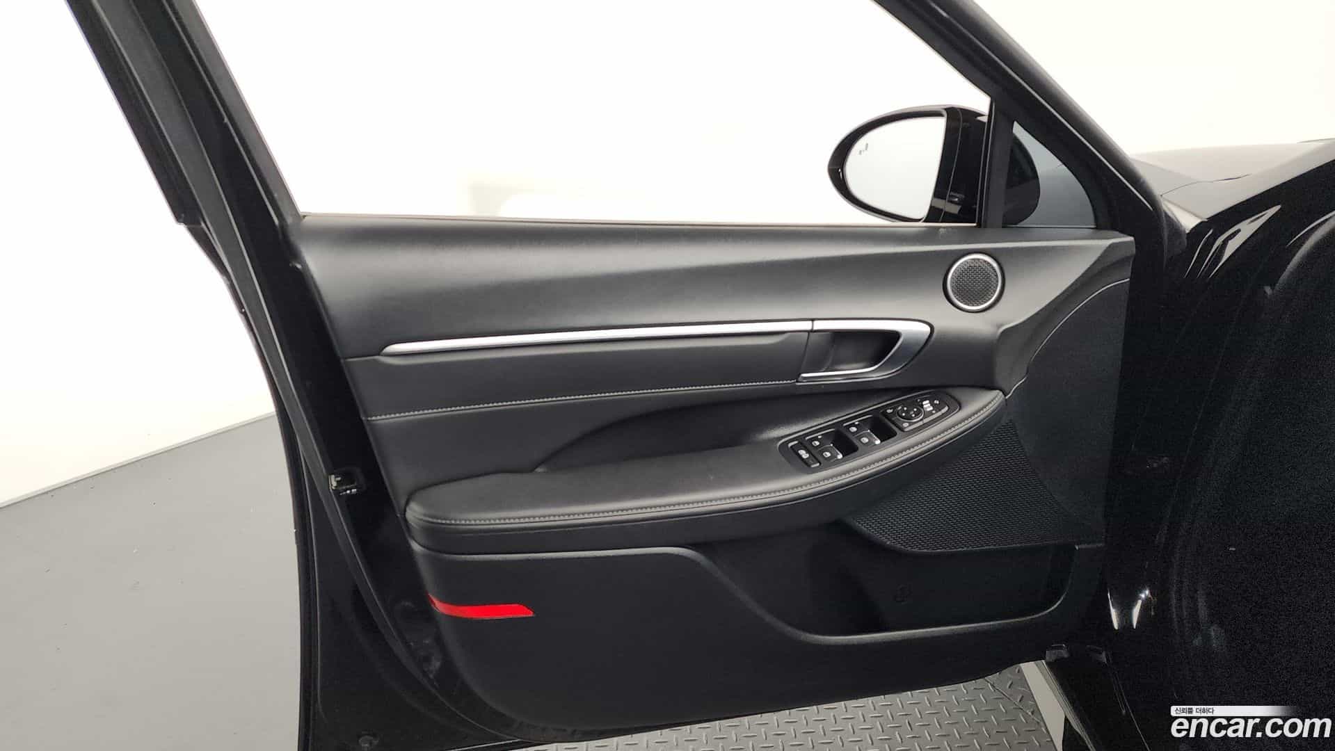 Sonata Hyundai 2022.2-INNER-034